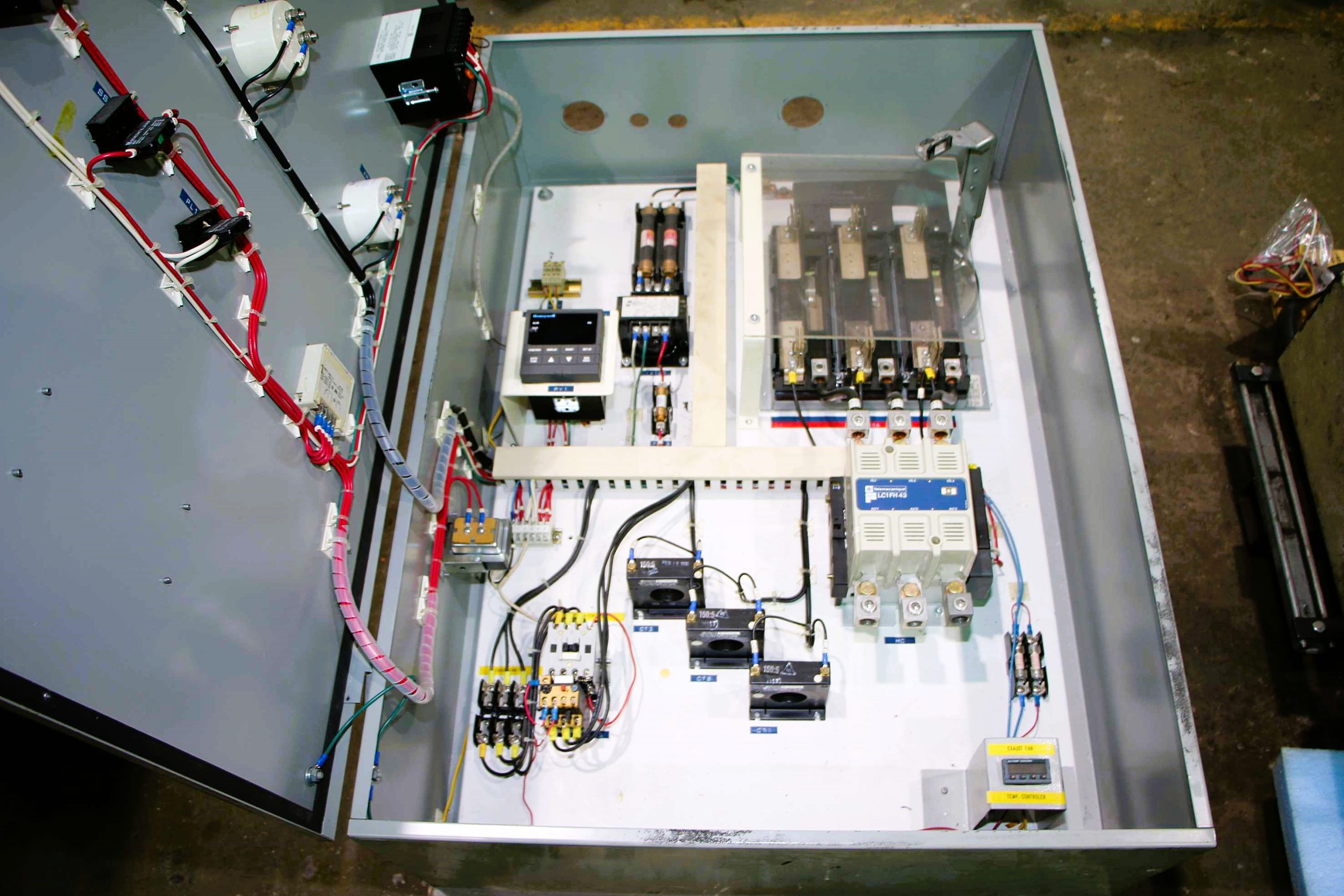 Image of Used Gasmac Electric Melting and Holding Furnace