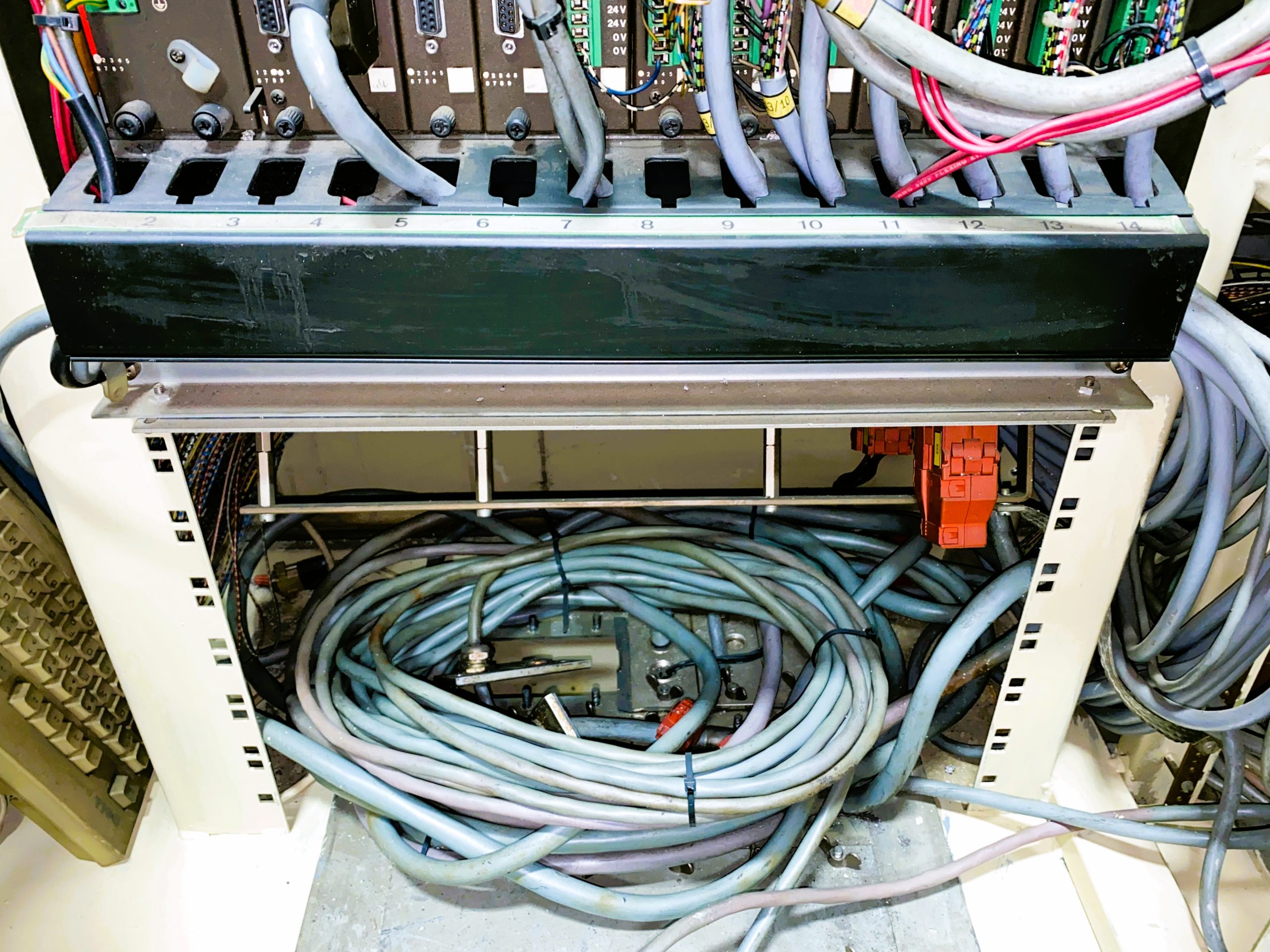 Detailed image of Used Cold Chamber Die Casting Machine