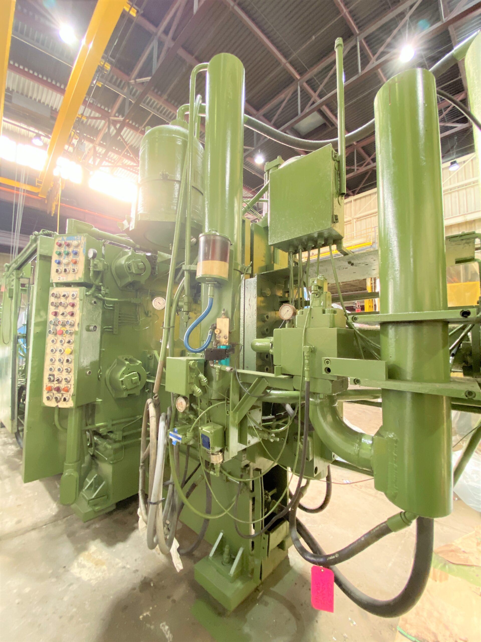 Detailed Picture of Used Cold Chamber Die Casting Machine
