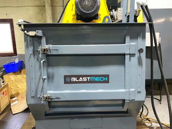 Foto de la nueva BlastMech Tumble Shot Blast Machine