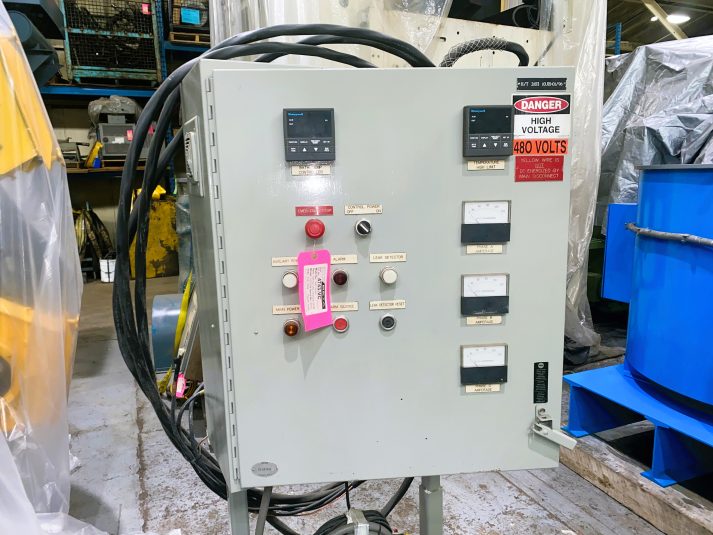 Imagen detallada de la máquina de fundición a presión vertical de cámara fría usada
