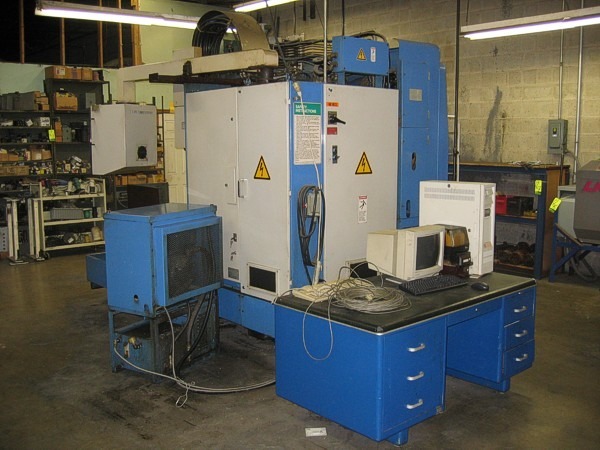 Detailed Picture of Used Mazak Vertical CNC Machine For Sale