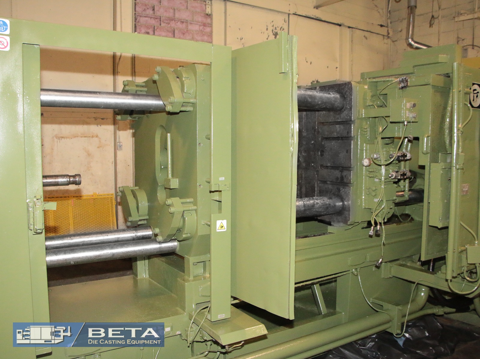 Detailed Picture of Used Cold Chamber Die Casting Machine