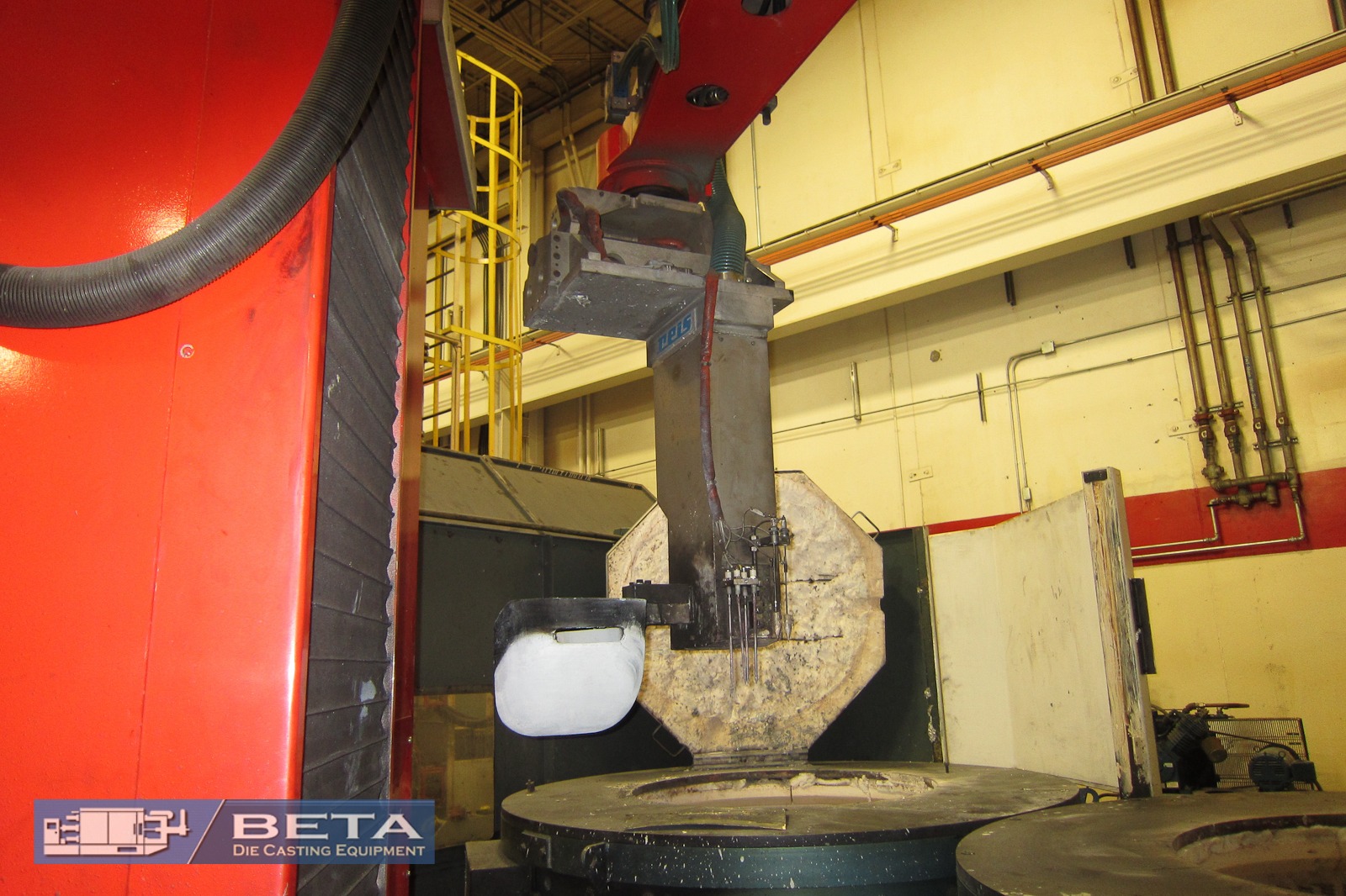 Detailed Picture of Used Cold Chamber Die Casting Machine