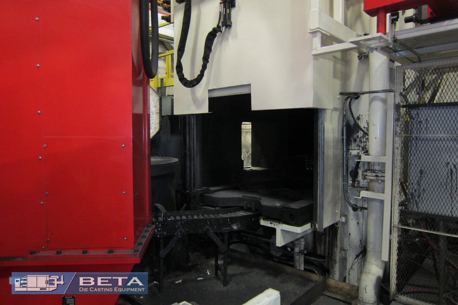 Detailed Picture of Used Cold Chamber Die Casting Machine