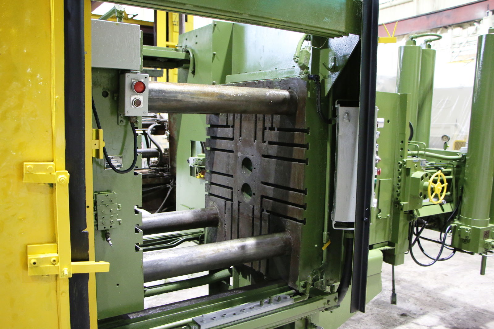 Detailed image of Used Cold Chamber Die Casting Machine