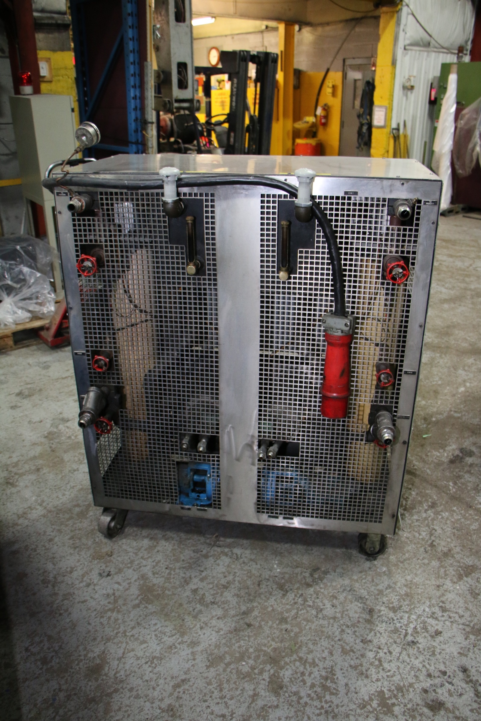 Foto de la unidad de control de temperatura de aceite caliente QPC usada