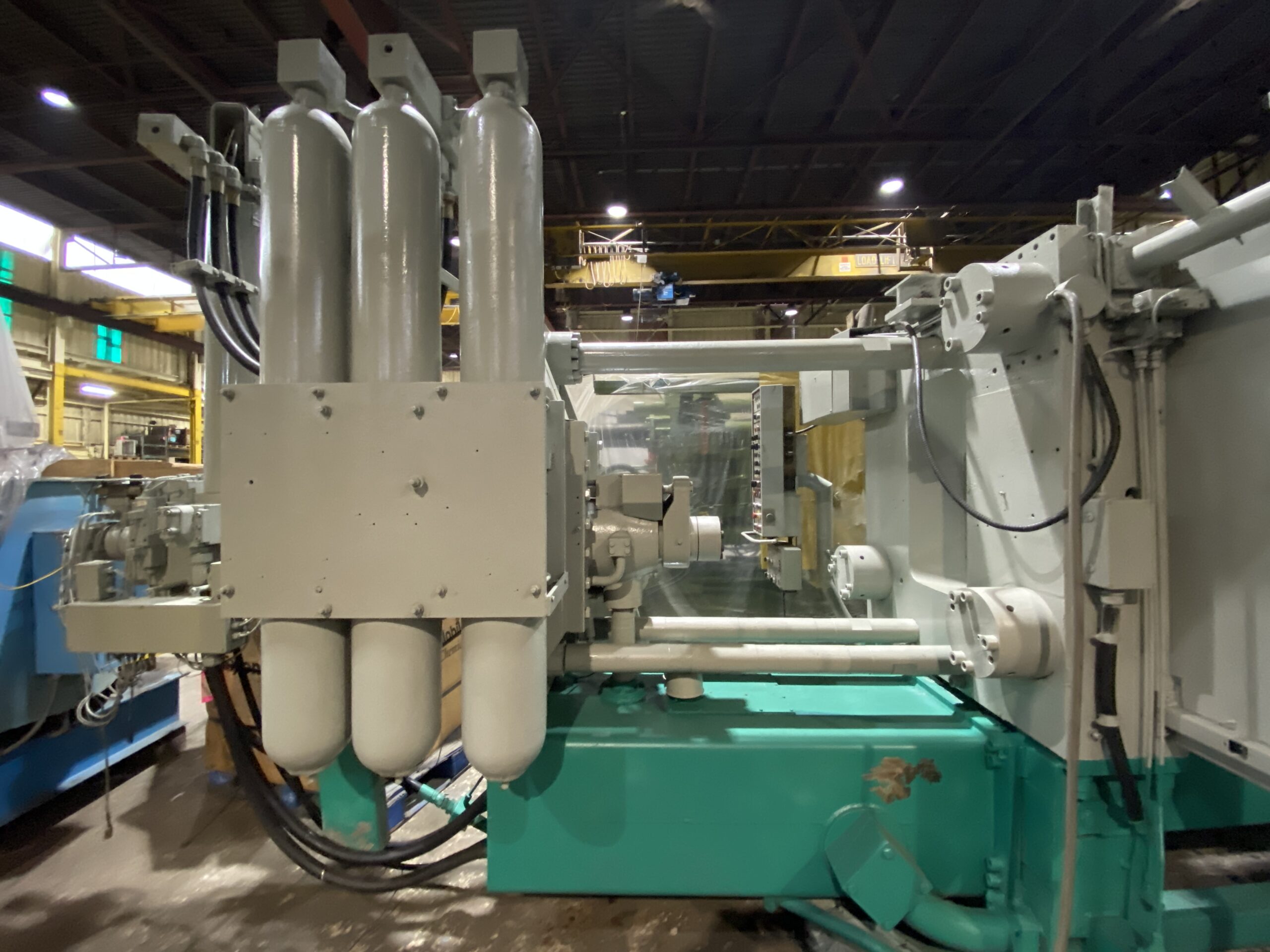 Detailed Picture of Used Cold Chamber Die Casting Machine