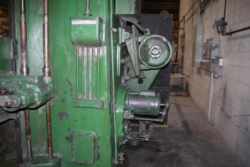 Detailed Picture of Used Vertical Turning Lathe Machine