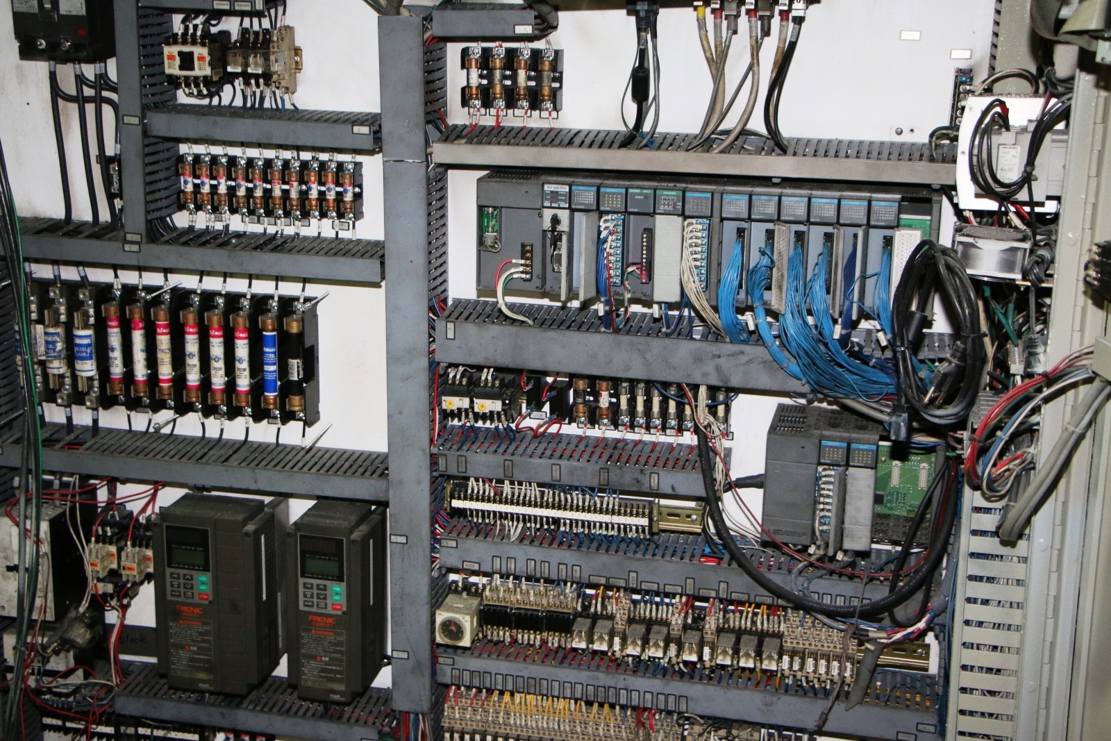 Detailed Picture of Used Cold Chamber Die Casting Machine