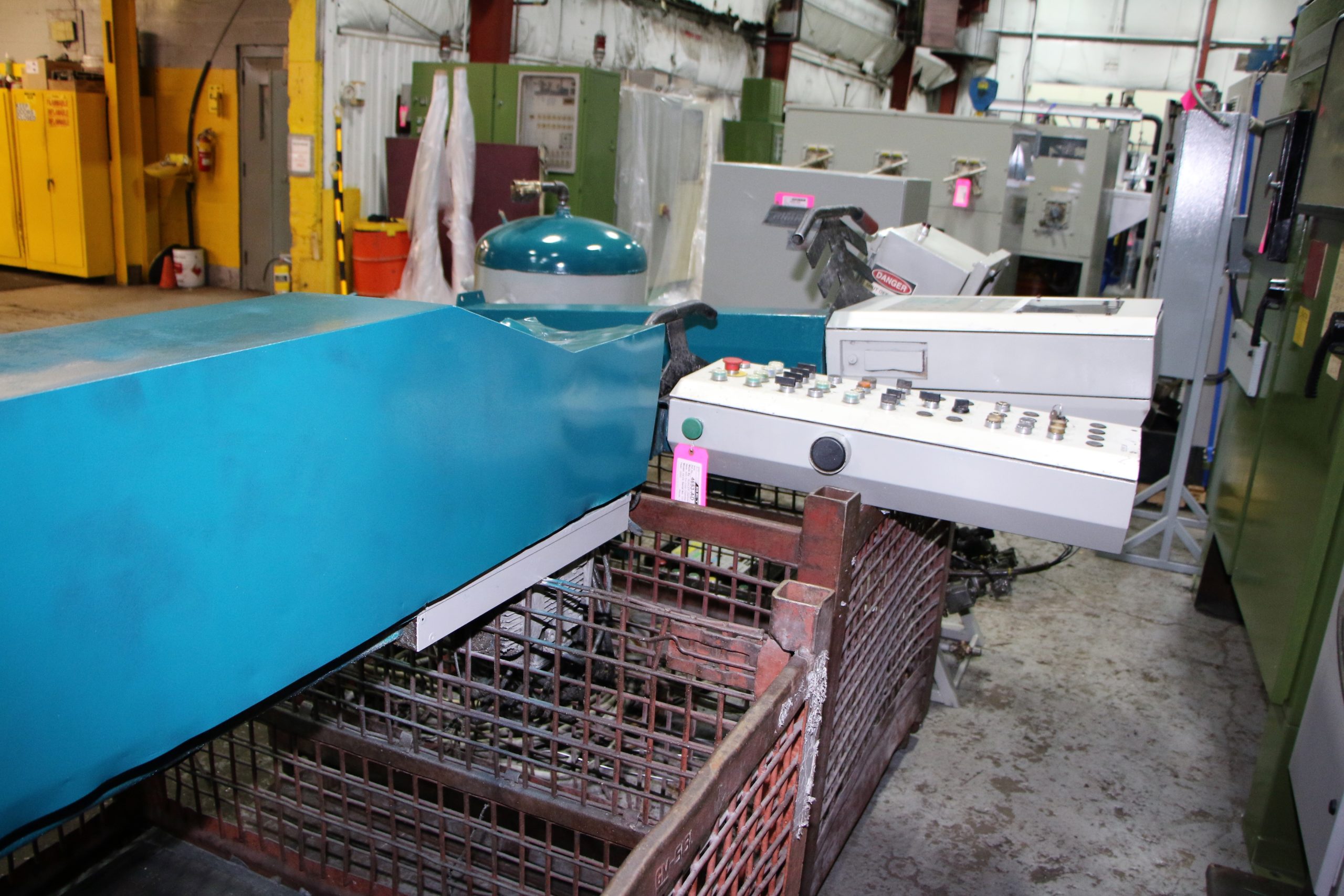 Detailed Picture of Used Cold Chamber Die Casting Machine