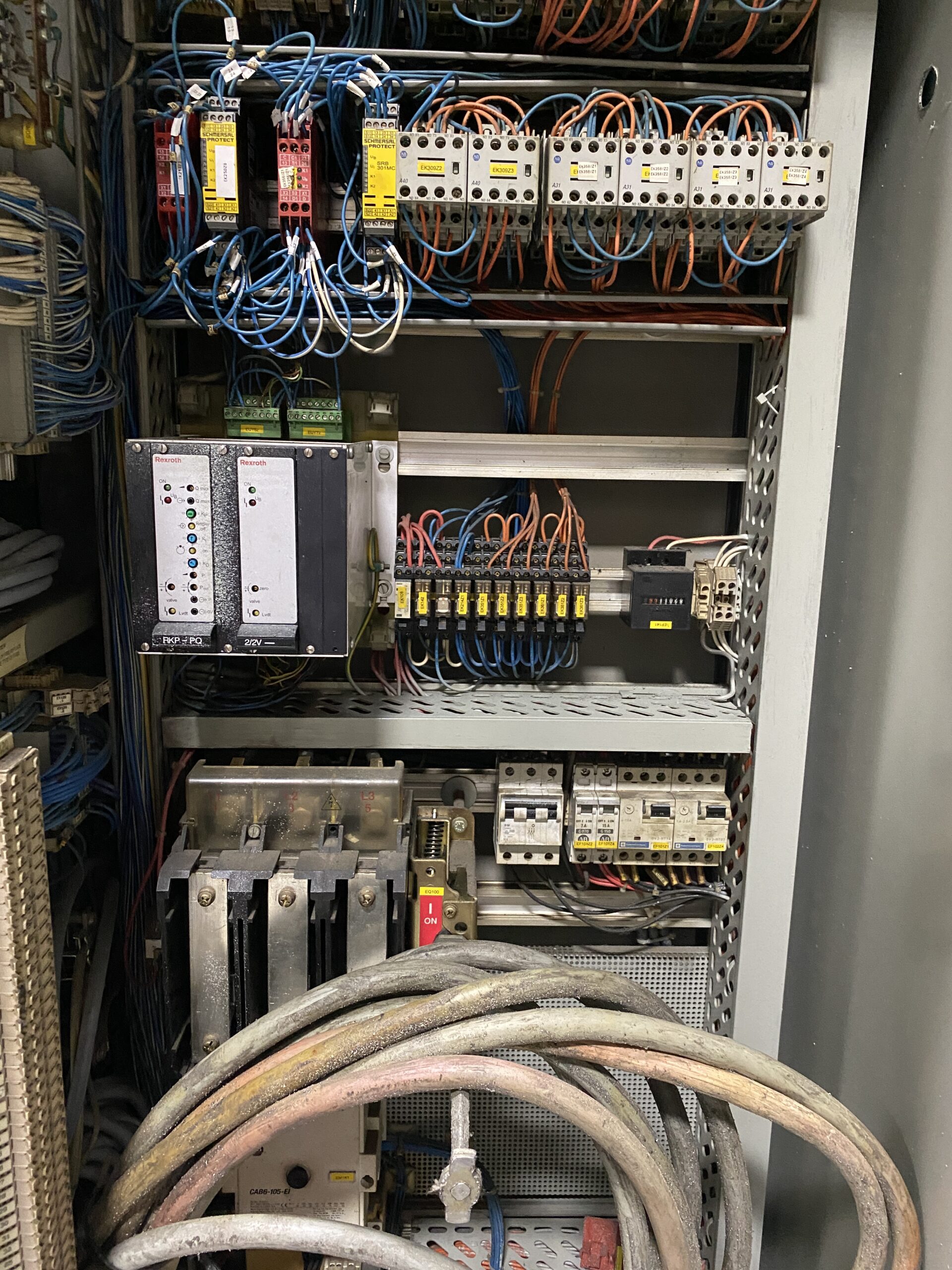 Detailed image of Used Cold Chamber Die Casting Machine