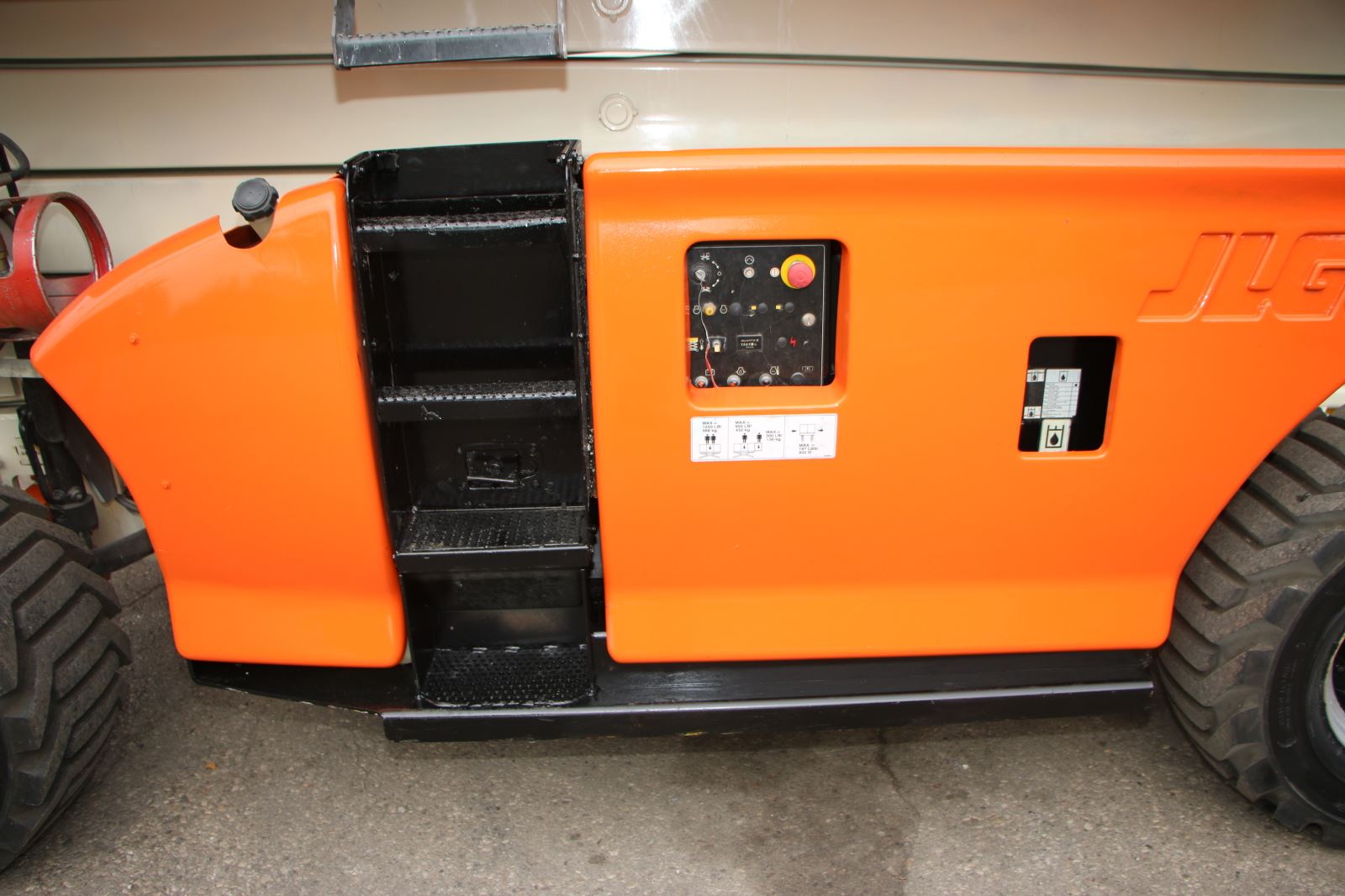 Picture of Used JLG Rough Scissor Lift