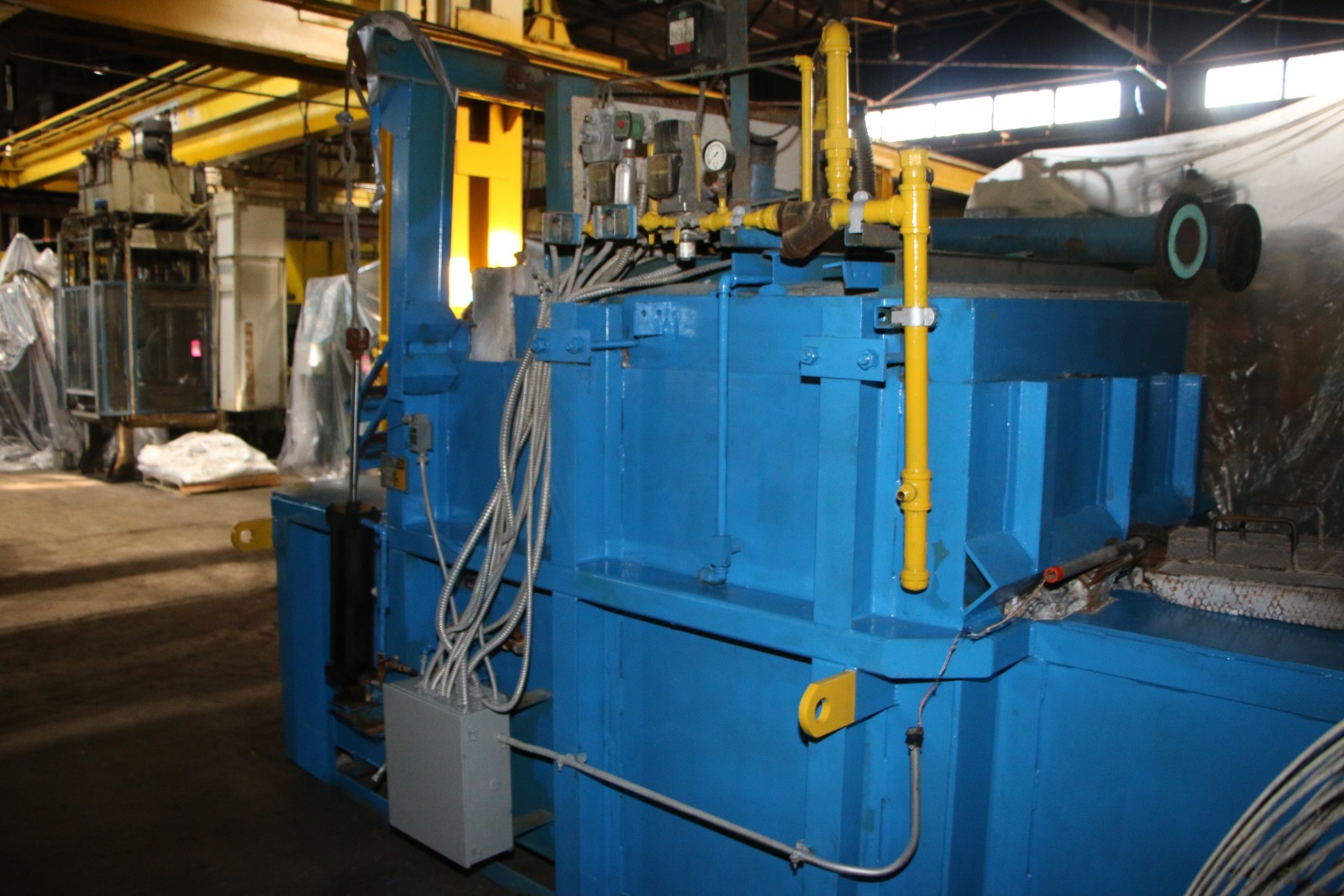 Foto de un horno de fusión y mantenimiento de gas Schaefer de segunda mano