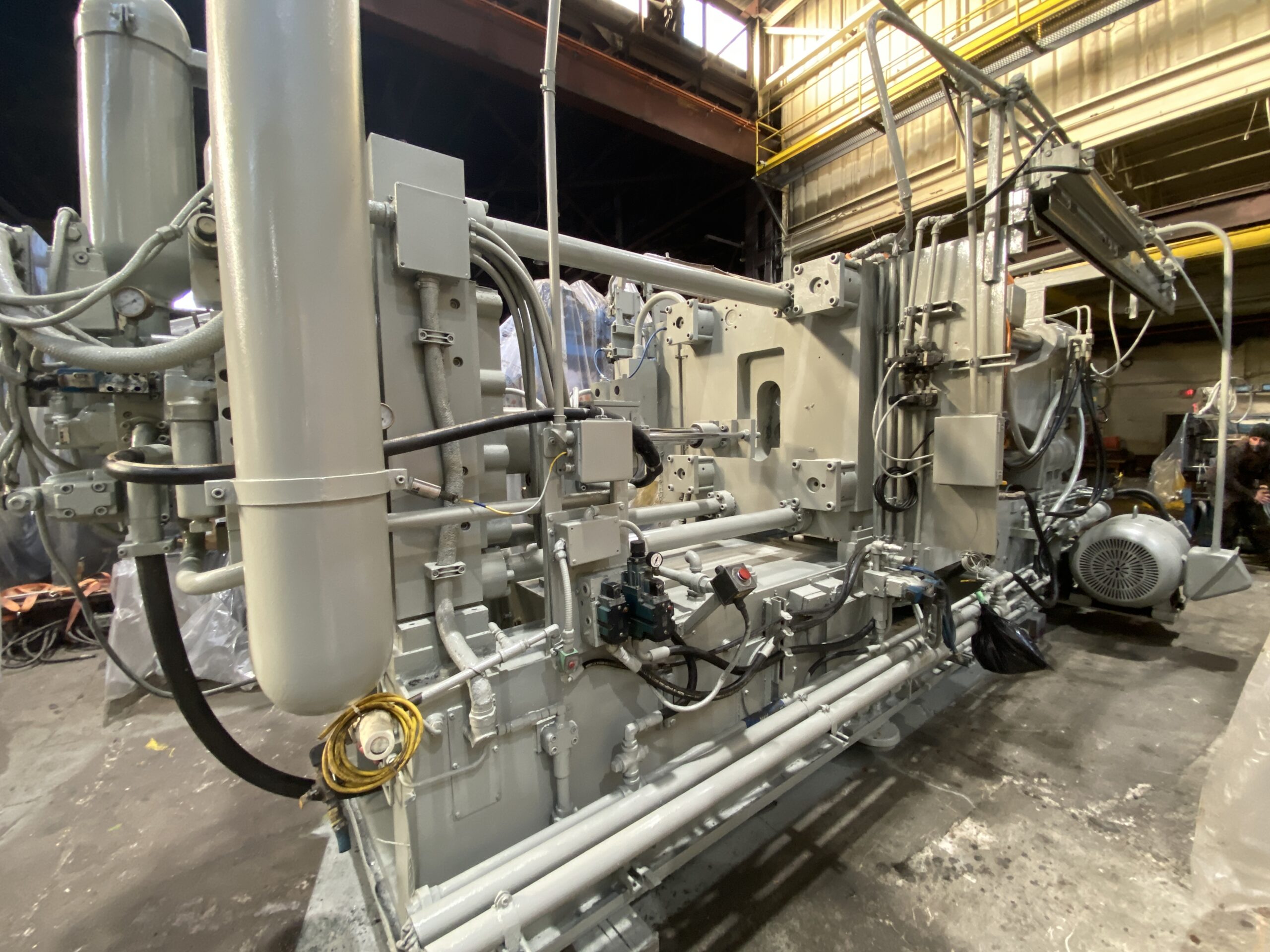 Detailed Picture of Used Cold Chamber Die Casting Machine