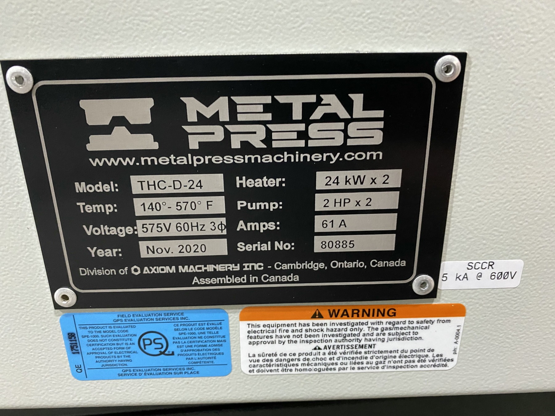 Imagen de la nueva unidad de control de temperatura de aceite caliente Metalpress