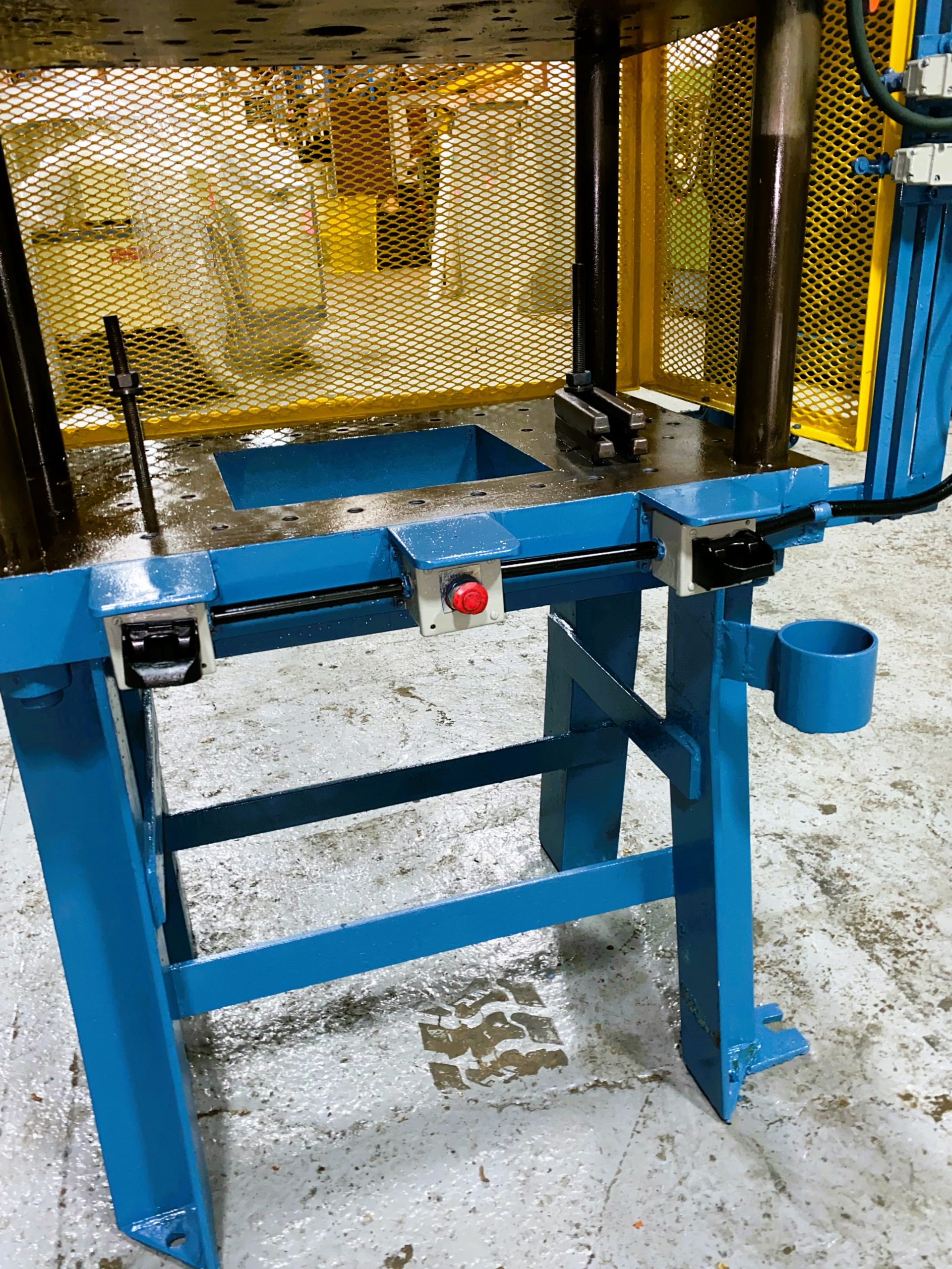 Detailed Picture of Used Trim Press for Die Casting