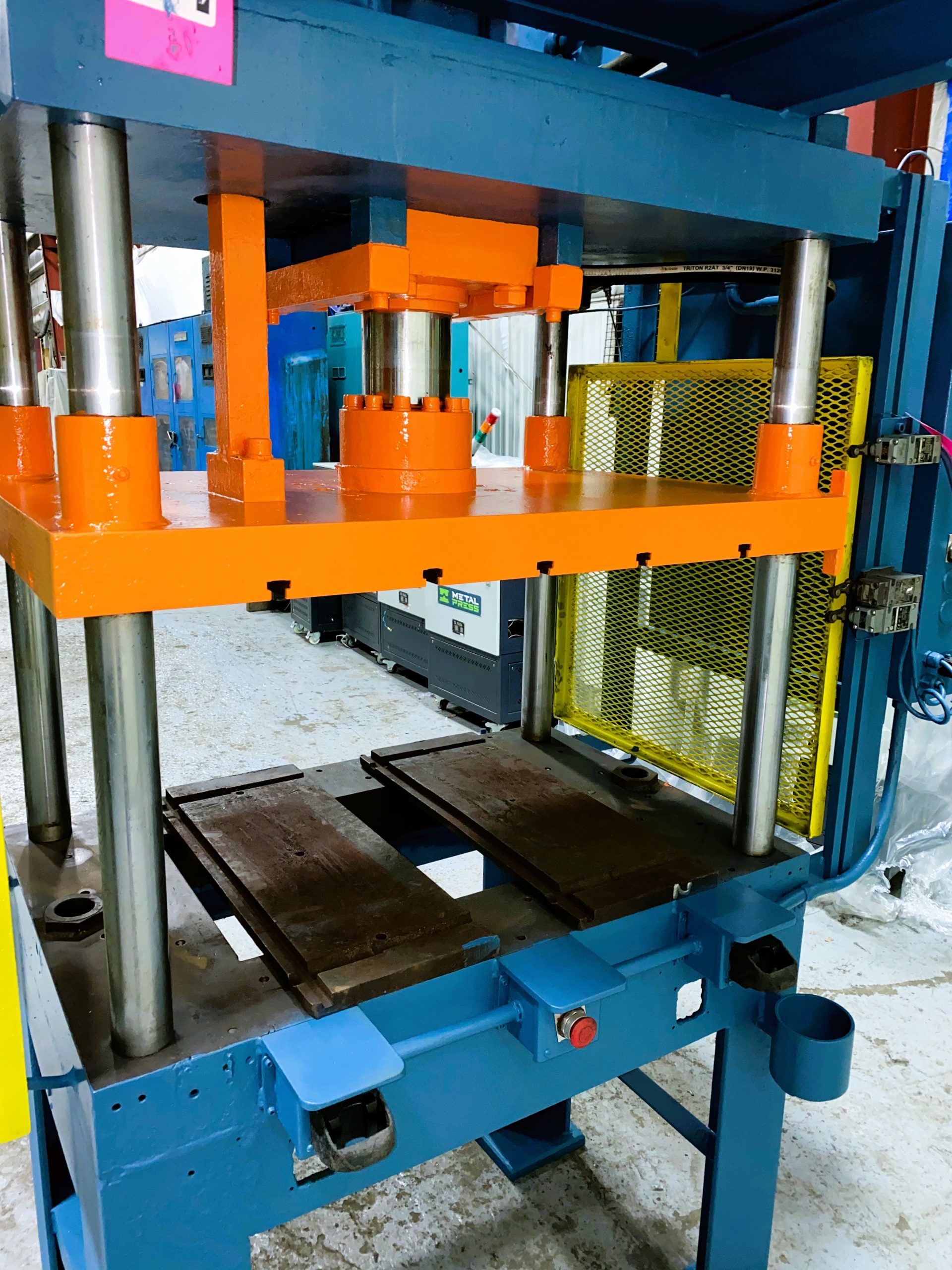 Detailed Picture of Used Trim Press for Die Casting