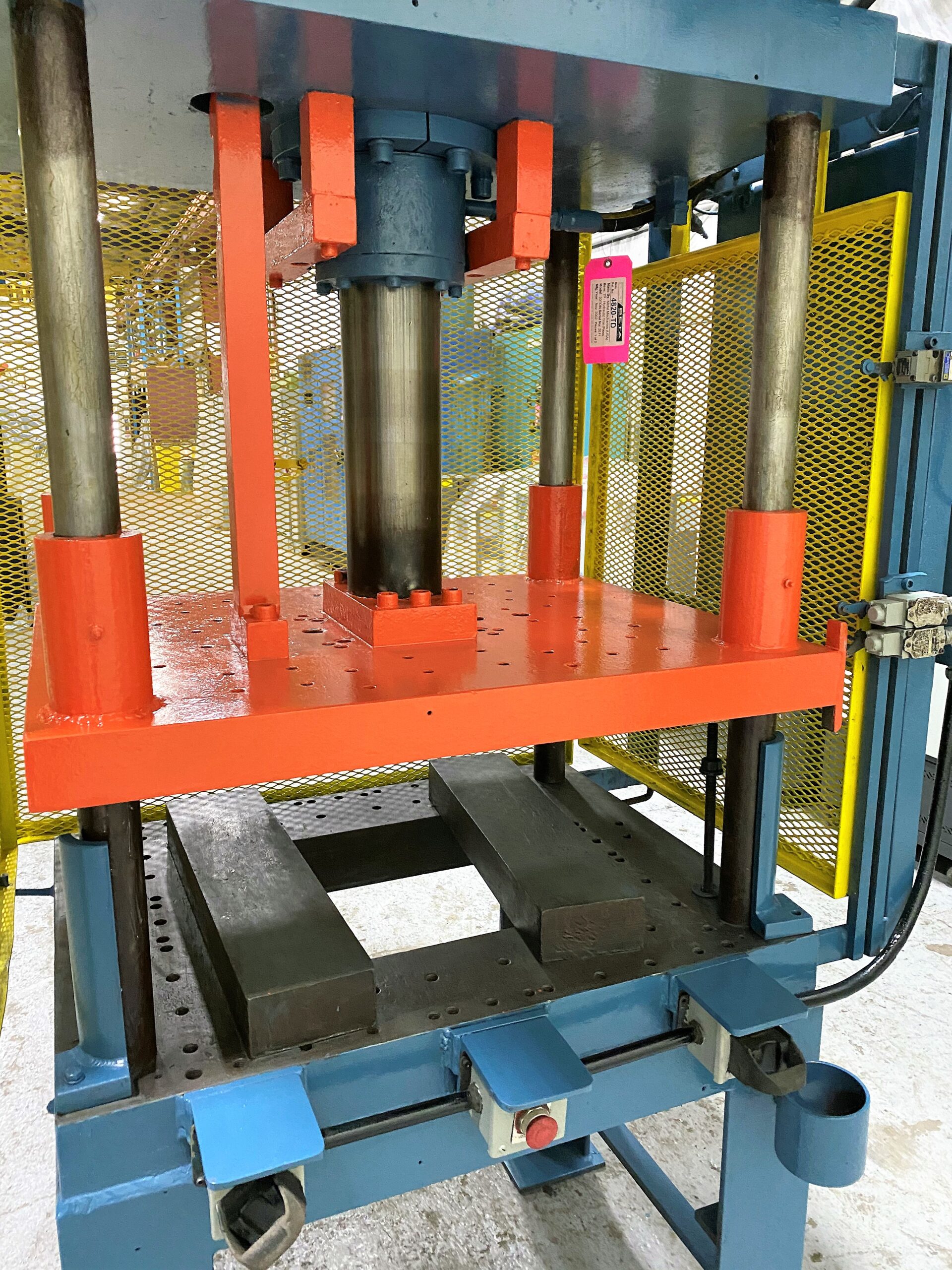 Detailed Picture of Used Trim Press for Die Casting