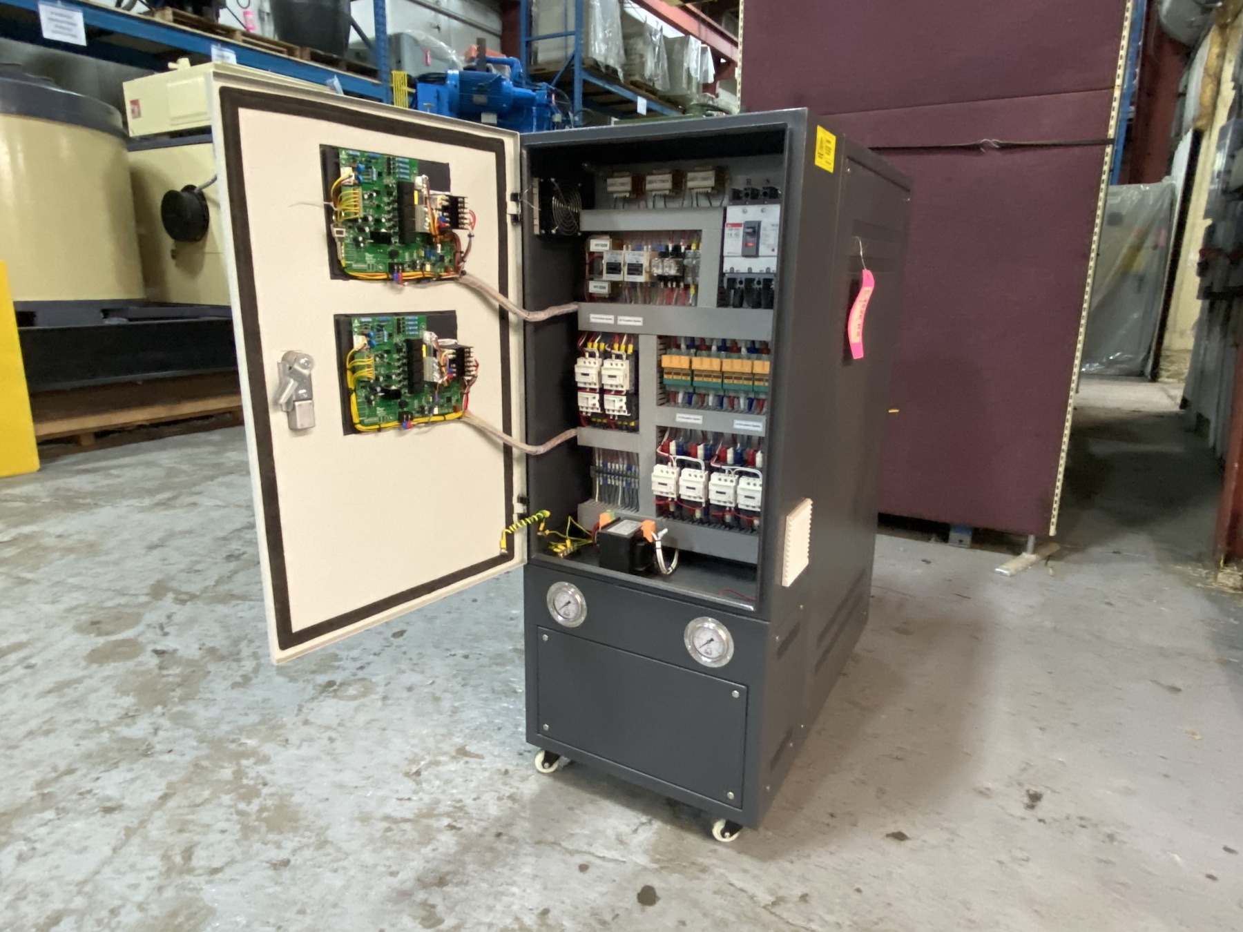 Detailed Picture of New MetalPress Hot water Temperature Control Unit
