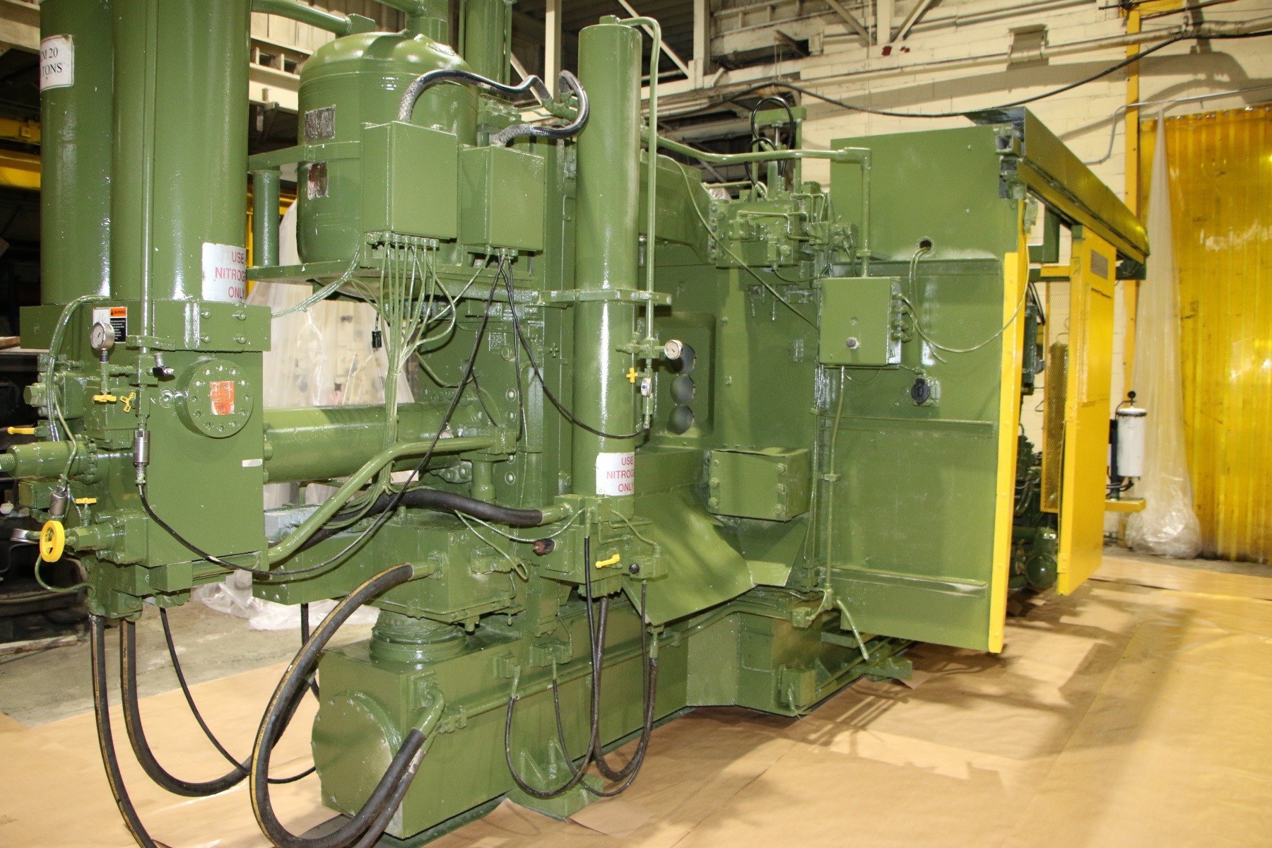 Detailed Picture of Used Cold Chamber Die Casting Machine