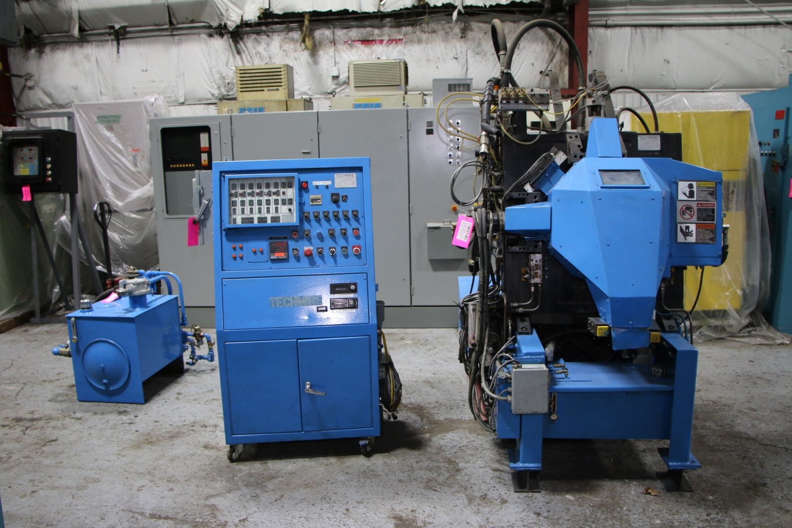 Foto de la máquina de fundición a presión Techmire Multi-Slide de segunda mano