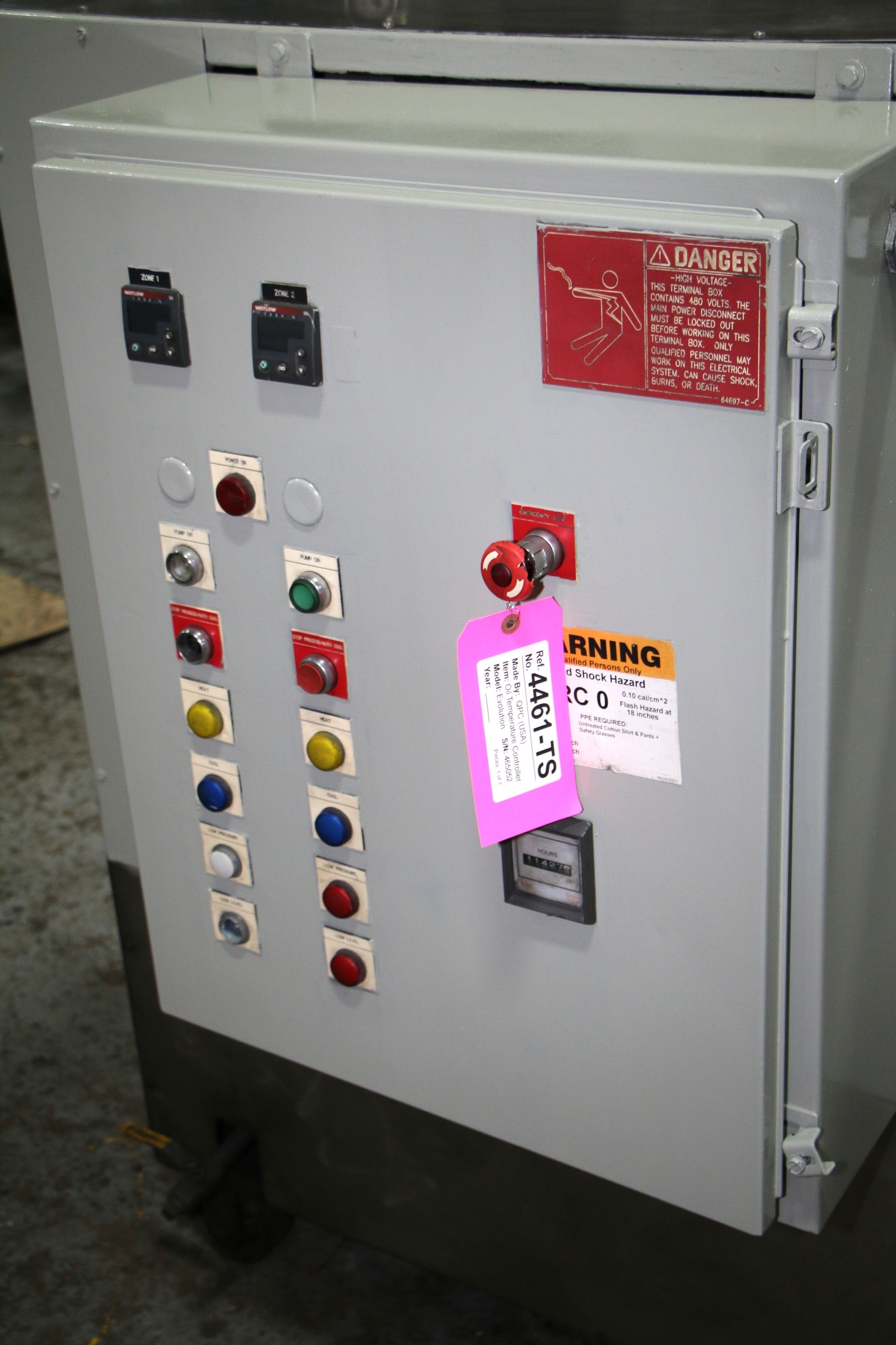 Imagen detallada de la unidad de control de temperatura de aceite caliente QPC usada
