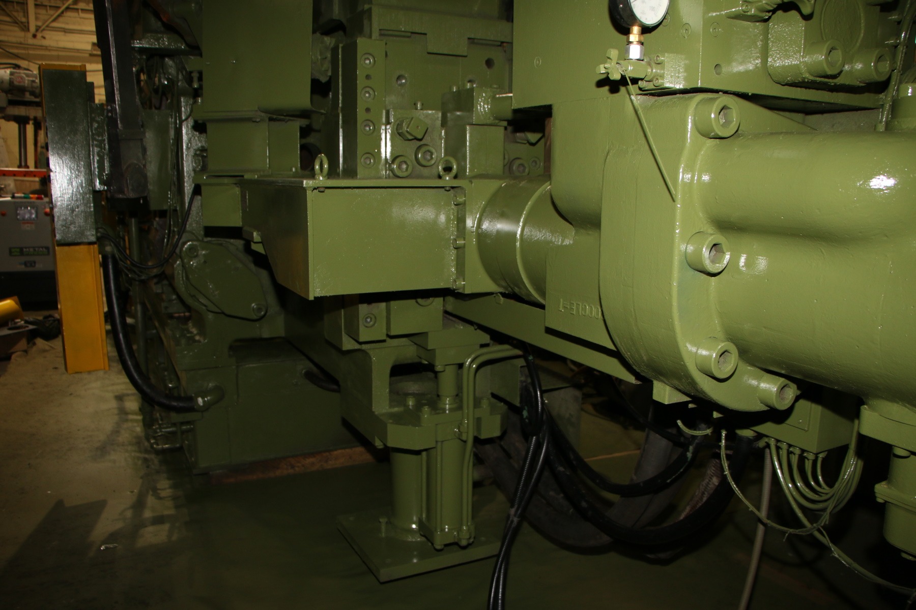 Detailed Picture of Used Cold Chamber Die Casting Machine