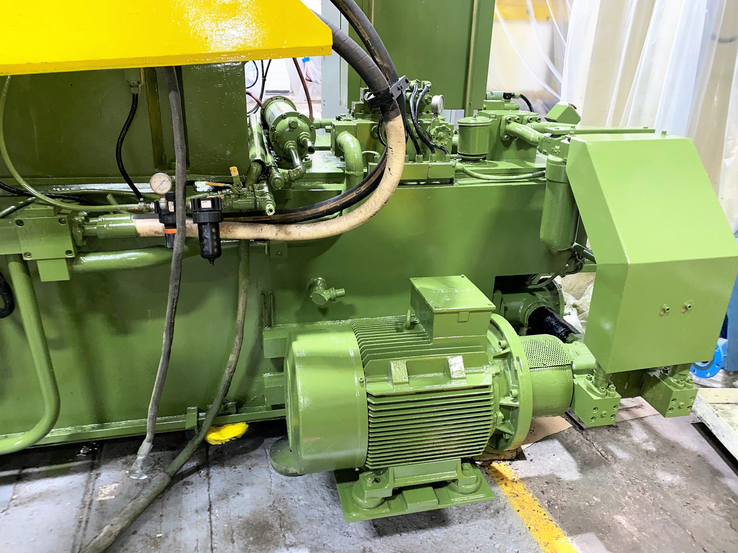 Detailed Picture of Used Hot Chamber Die Casting Machine