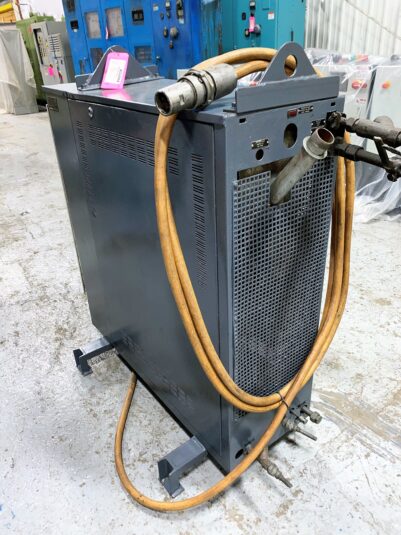 Imagen detallada del atemperador de aceite caliente Regloplas de segunda mano