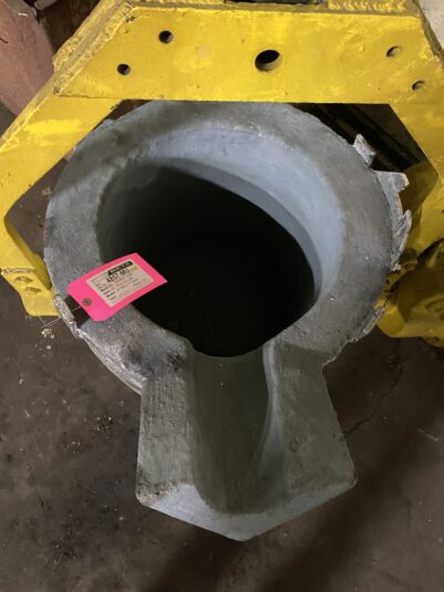 Detailed Picture of Used Lip Pour Ladle