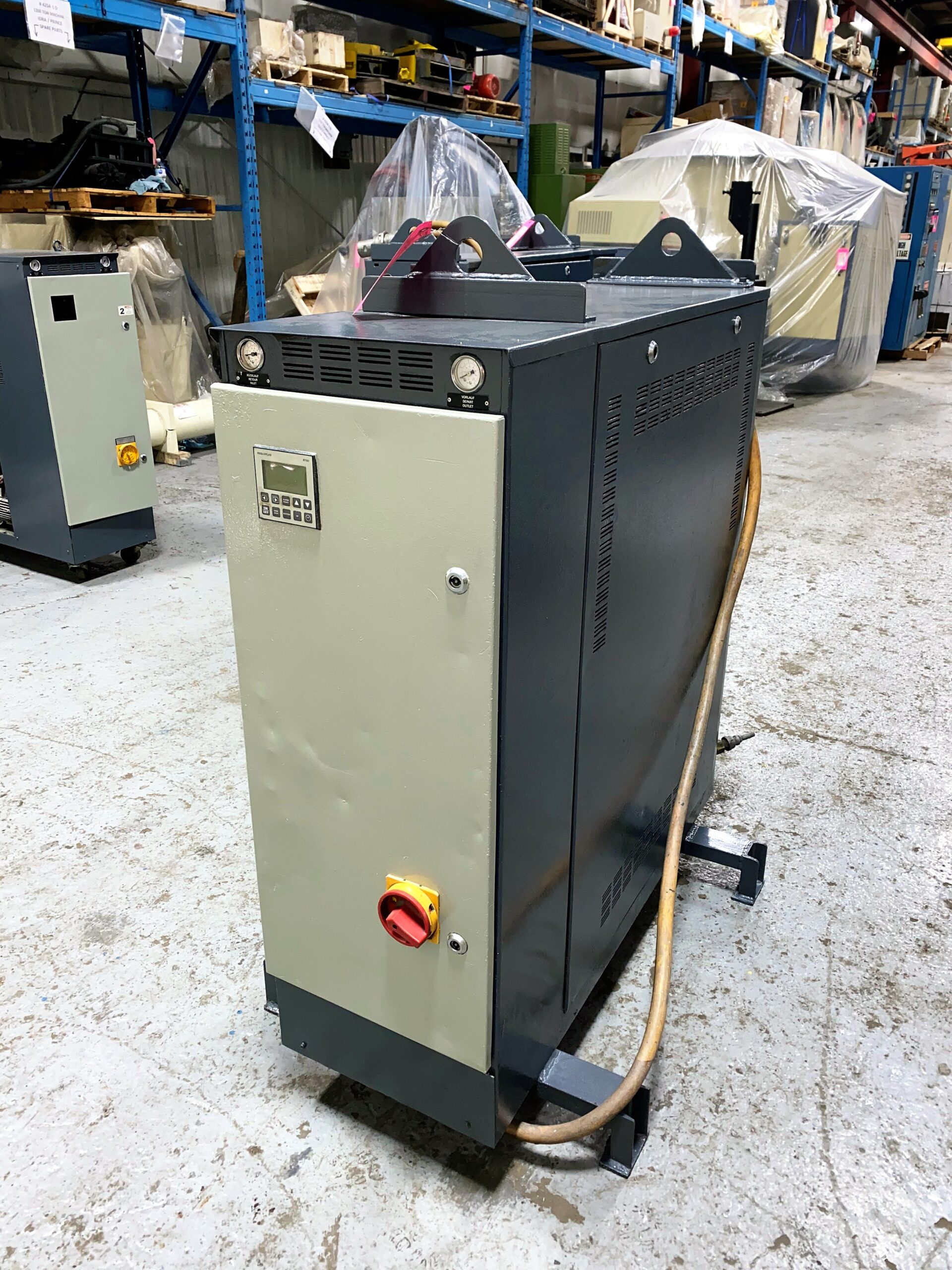 Detailed Picture of Used Regloplas Hot Oil Temperature Control Unit