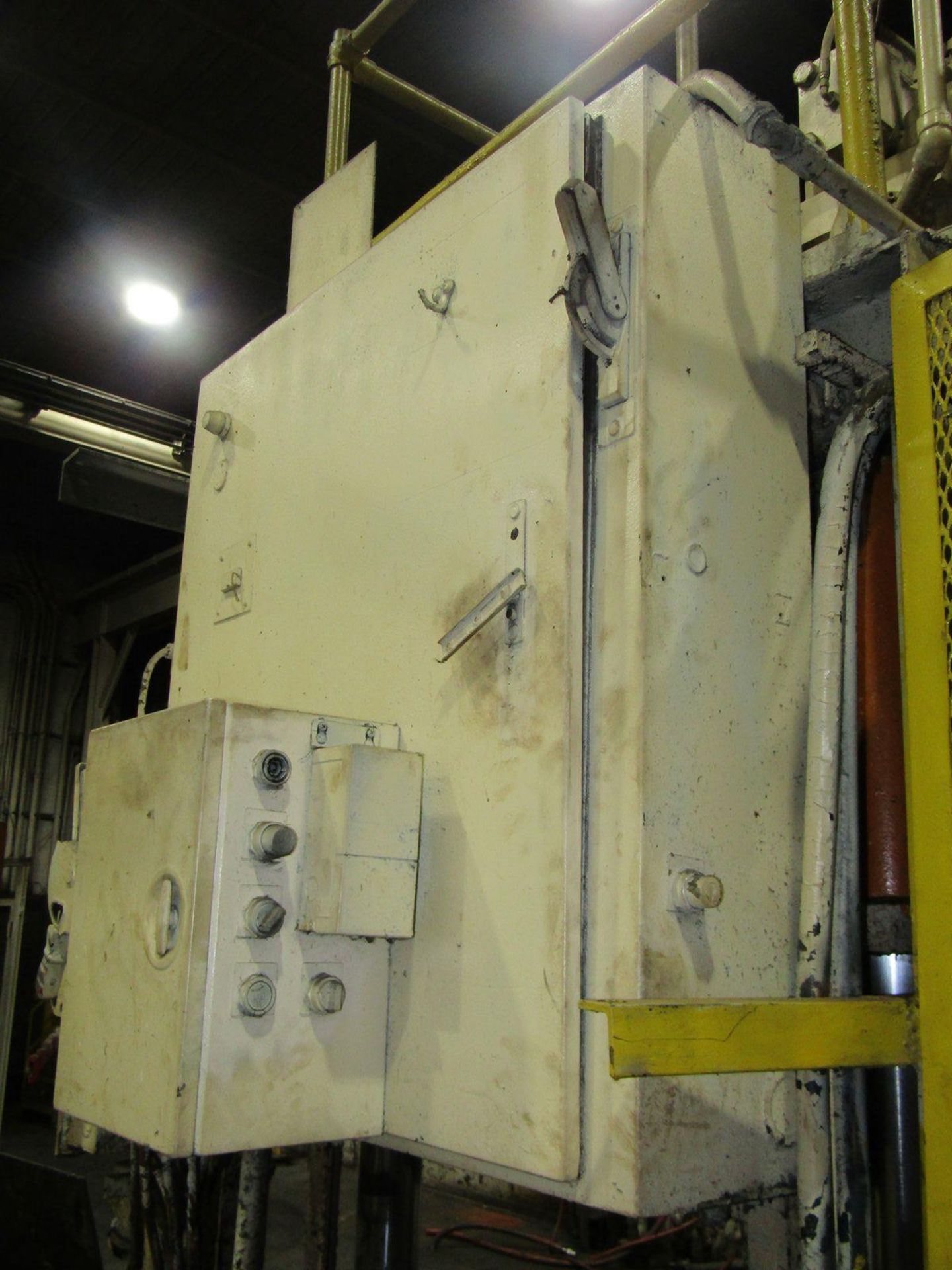 Detailed Picture of Used Trim Press for Die Casting