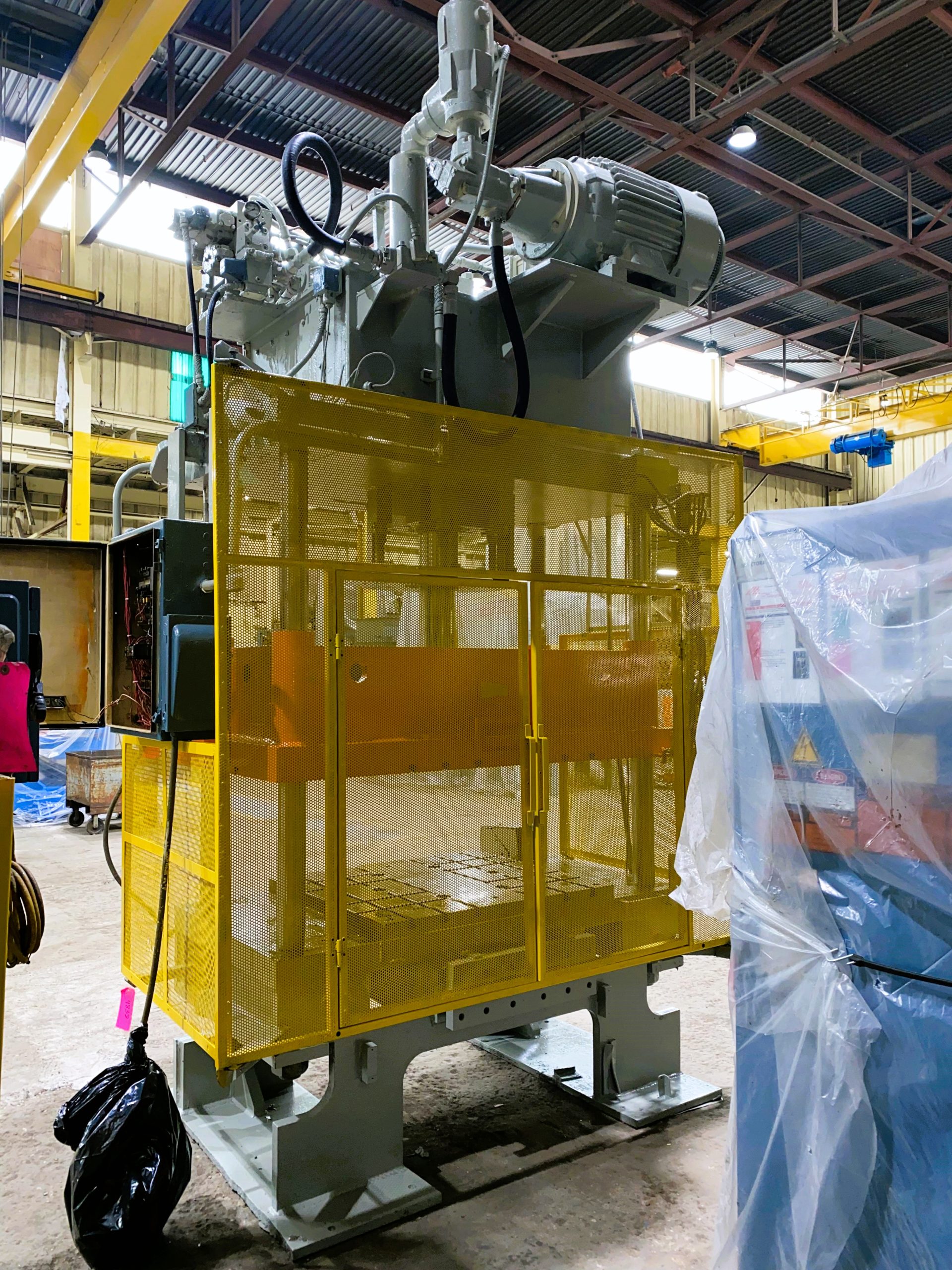 Detailed Picture of Used Trim Press for Die Casting