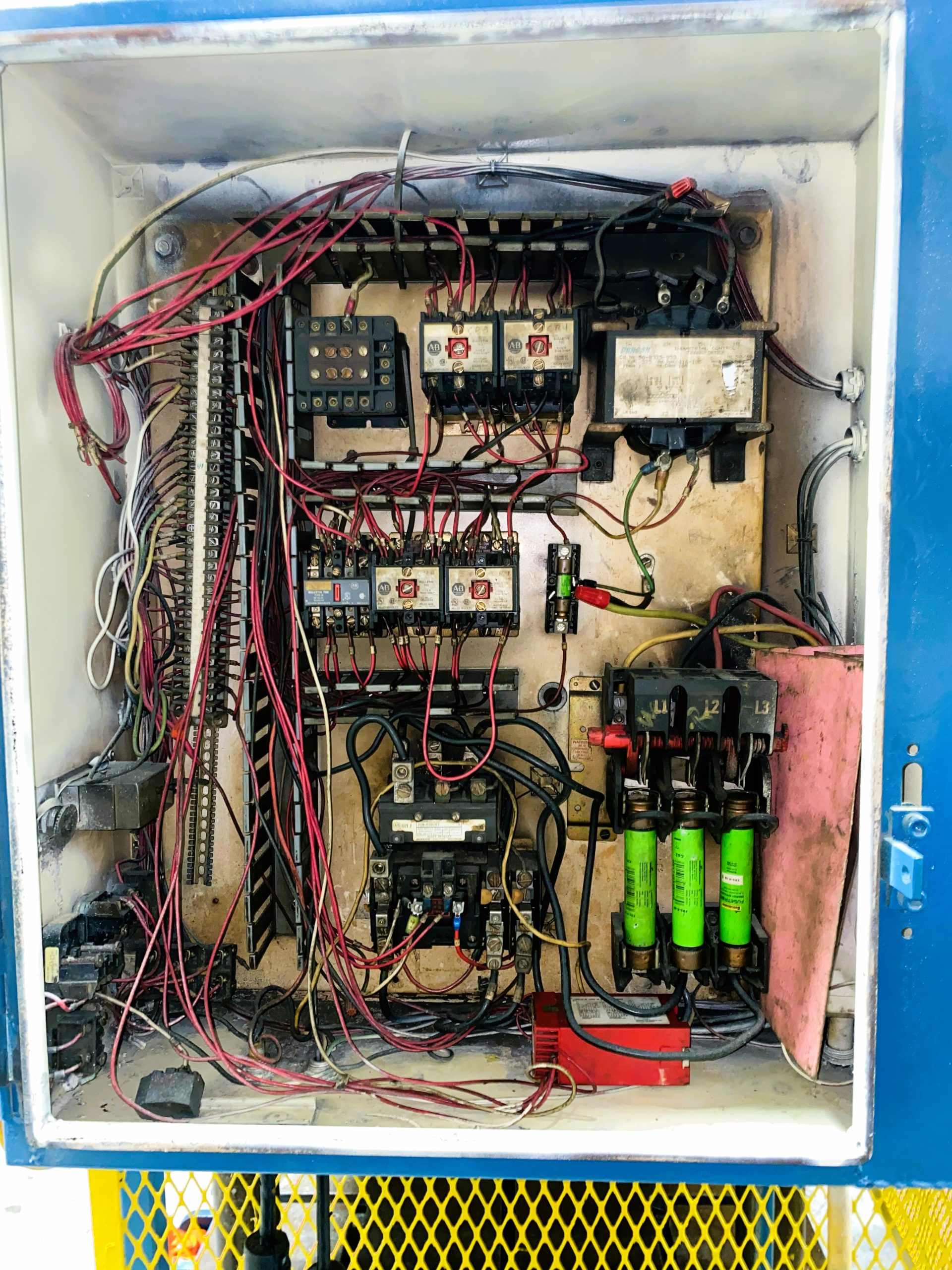 Detailed Picture of Used Trim Press for Die Casting