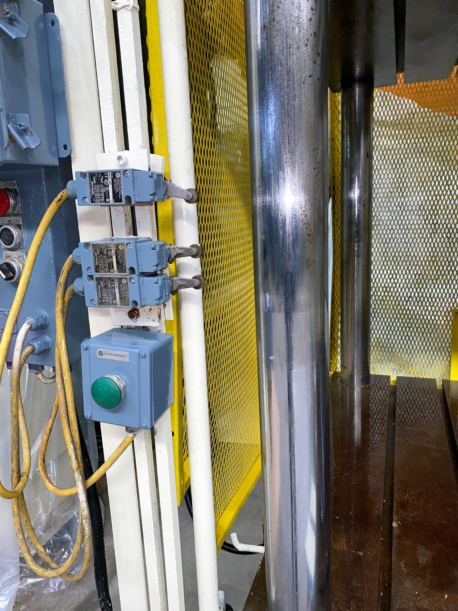 Picture of Used Trim Press for Die Casting