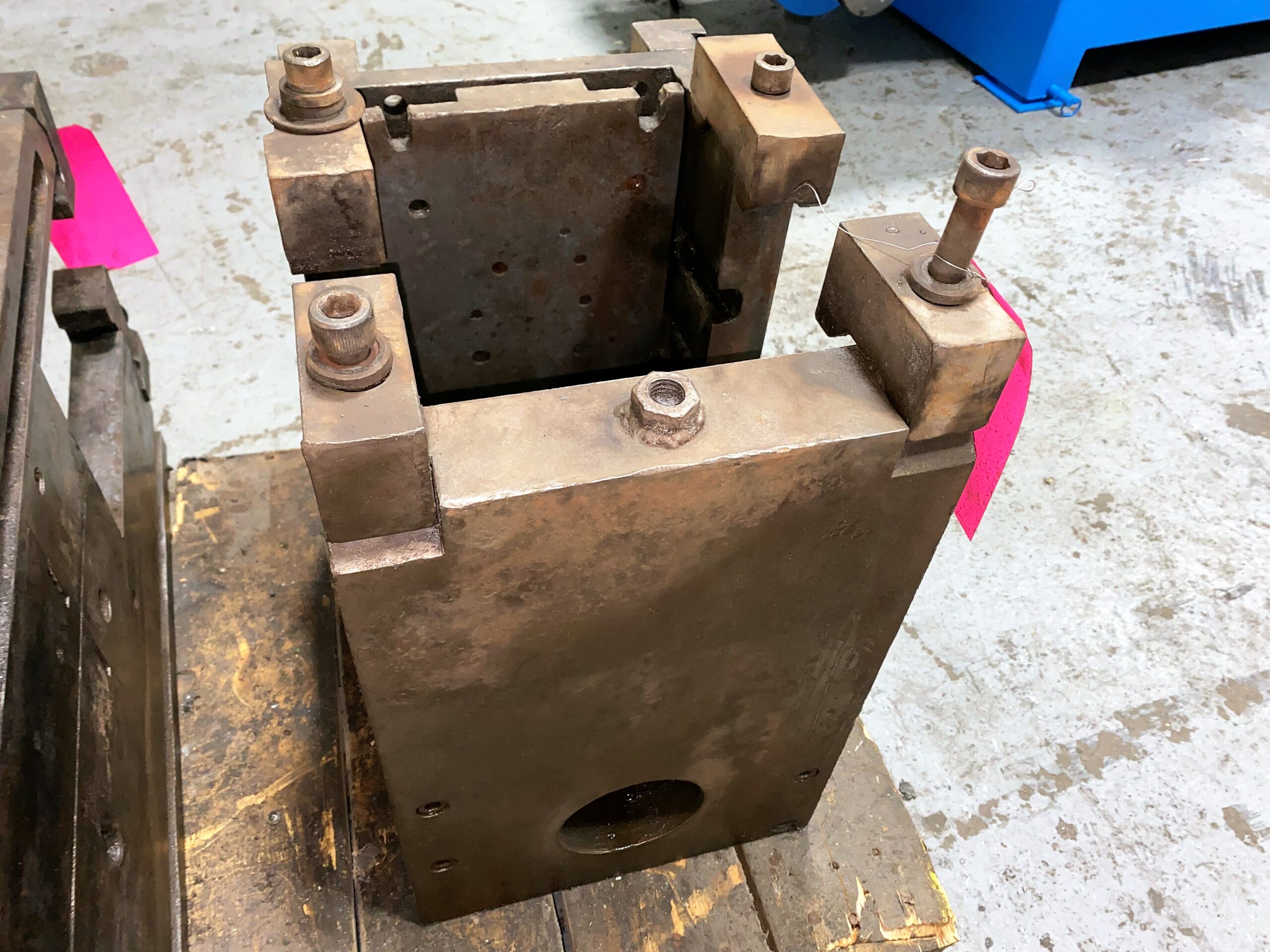 Image of Used DME Standard Unit Die Holder