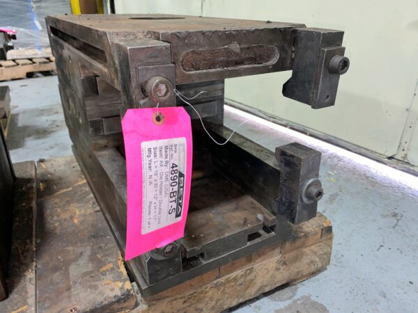 Picture of Used DME Standard Unit Die Holder