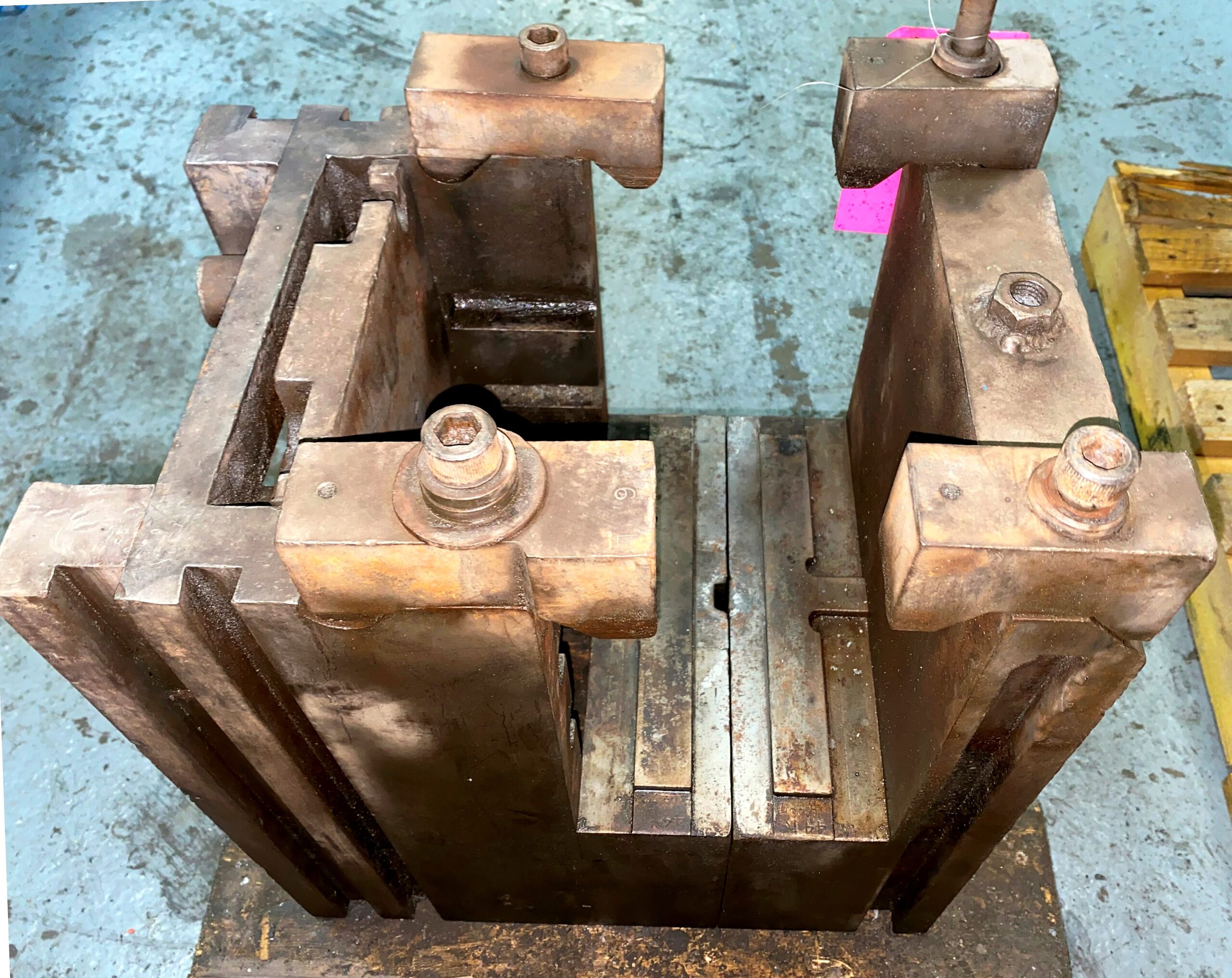 Image of Used DME Standard Unit Die Holder