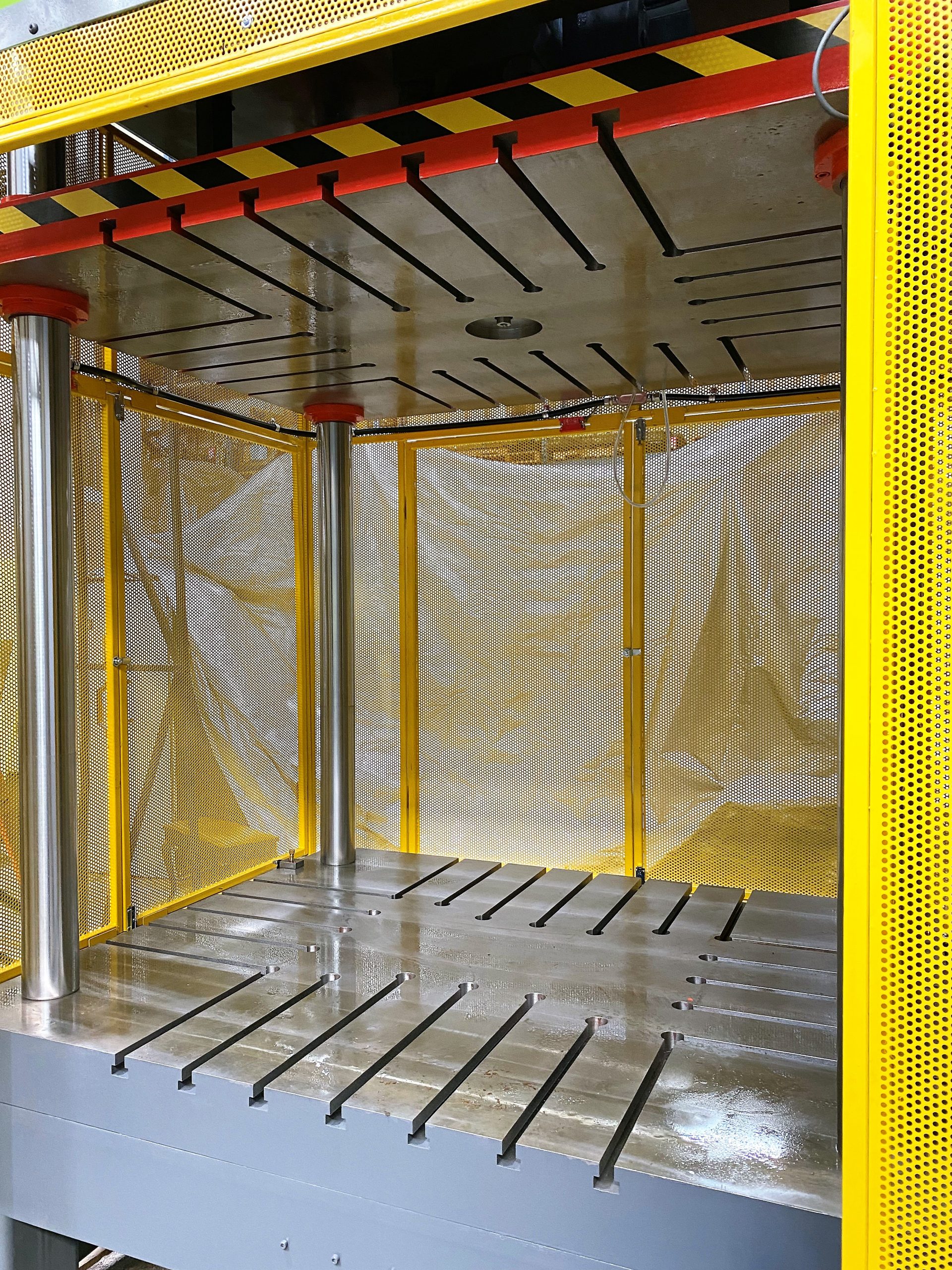 Detailed Picture of Used Trim Press for Die Casting