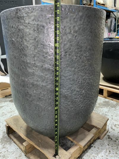 Imagen detallada del nuevo crisol del horno de fusión Vesuvius
