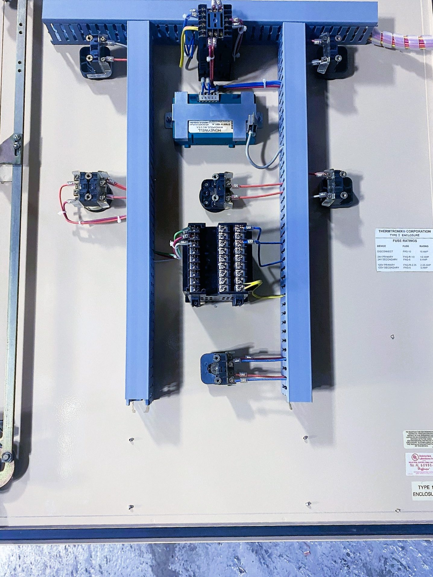 Used Thermtronix 700 Lbs Gas Melting and Holding Furnace #4972