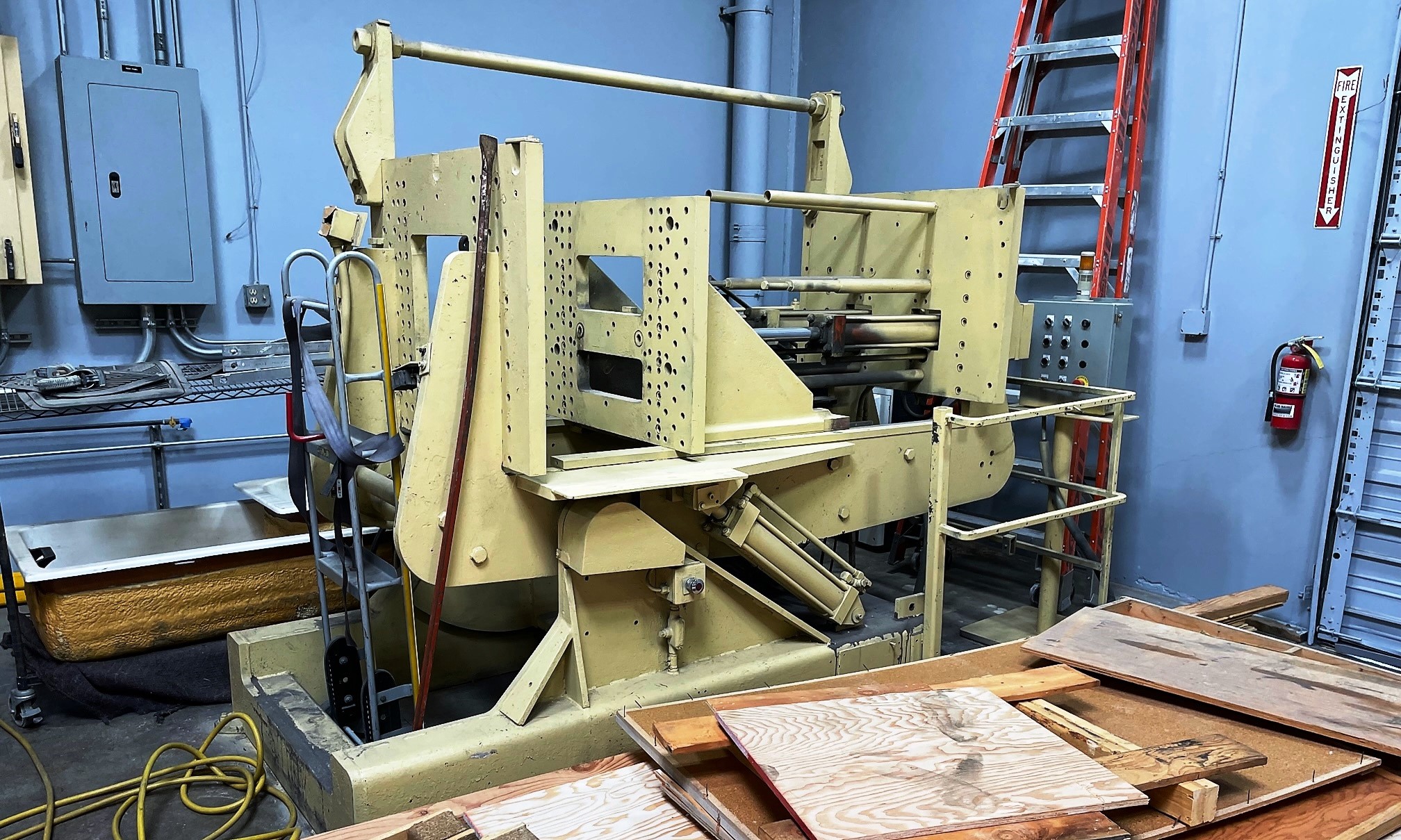 Used Hall Tilt Pour Molding Gravity Die Casting Machine #4971