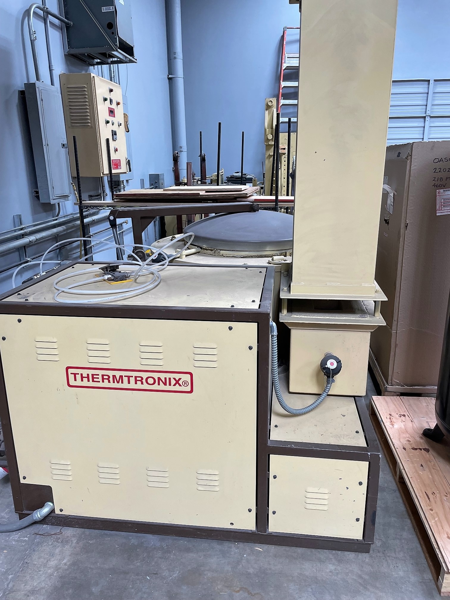 Used Thermtronix 700 Lbs Gas Melting and Holding Furnace #4972