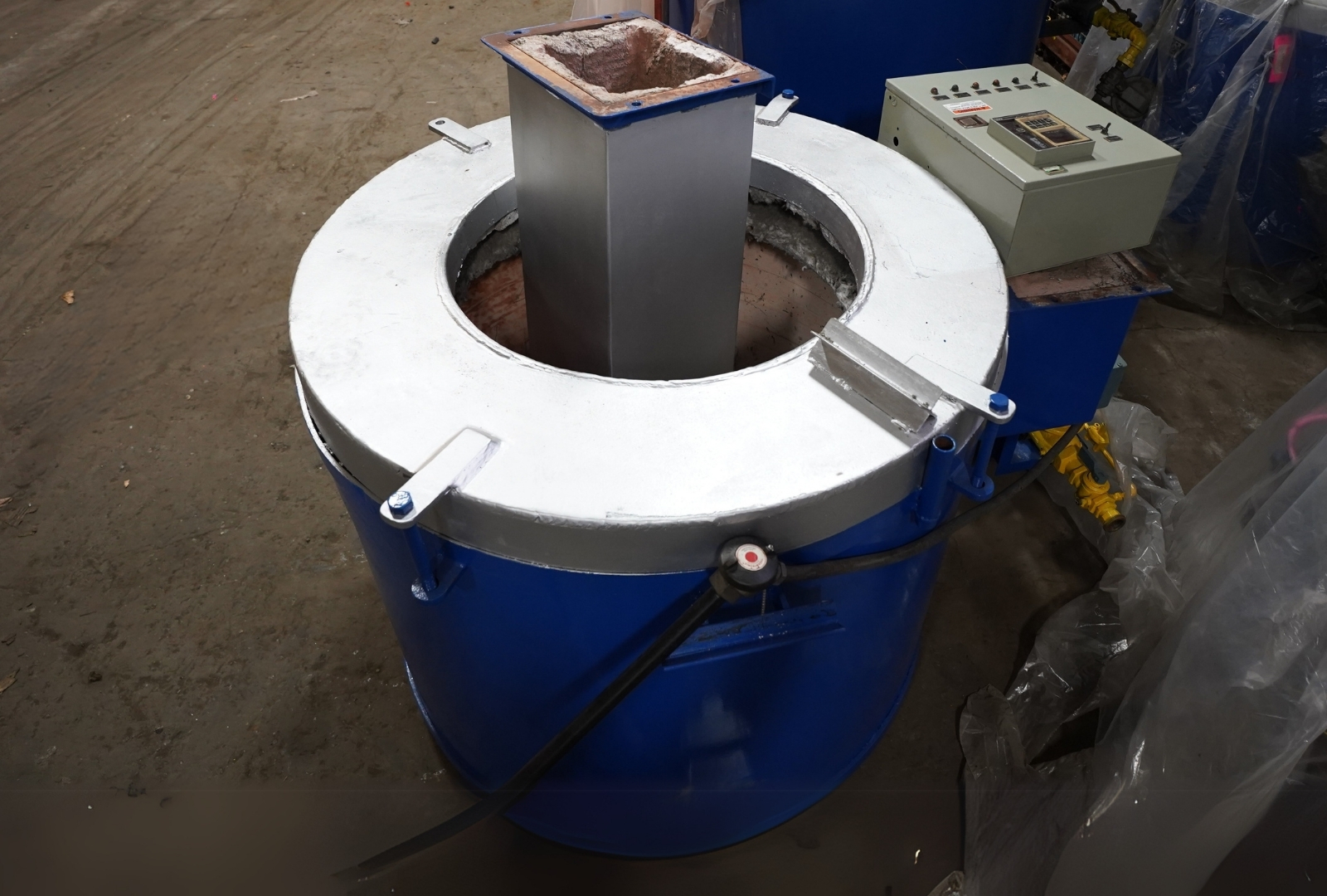 Used Baker Gas Crucible Furnace #4967