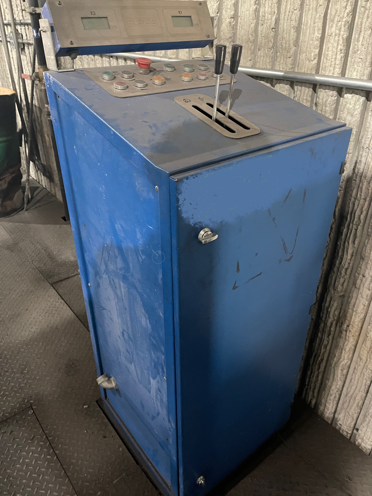 Used Eges Induction Tilting Furnace #4991