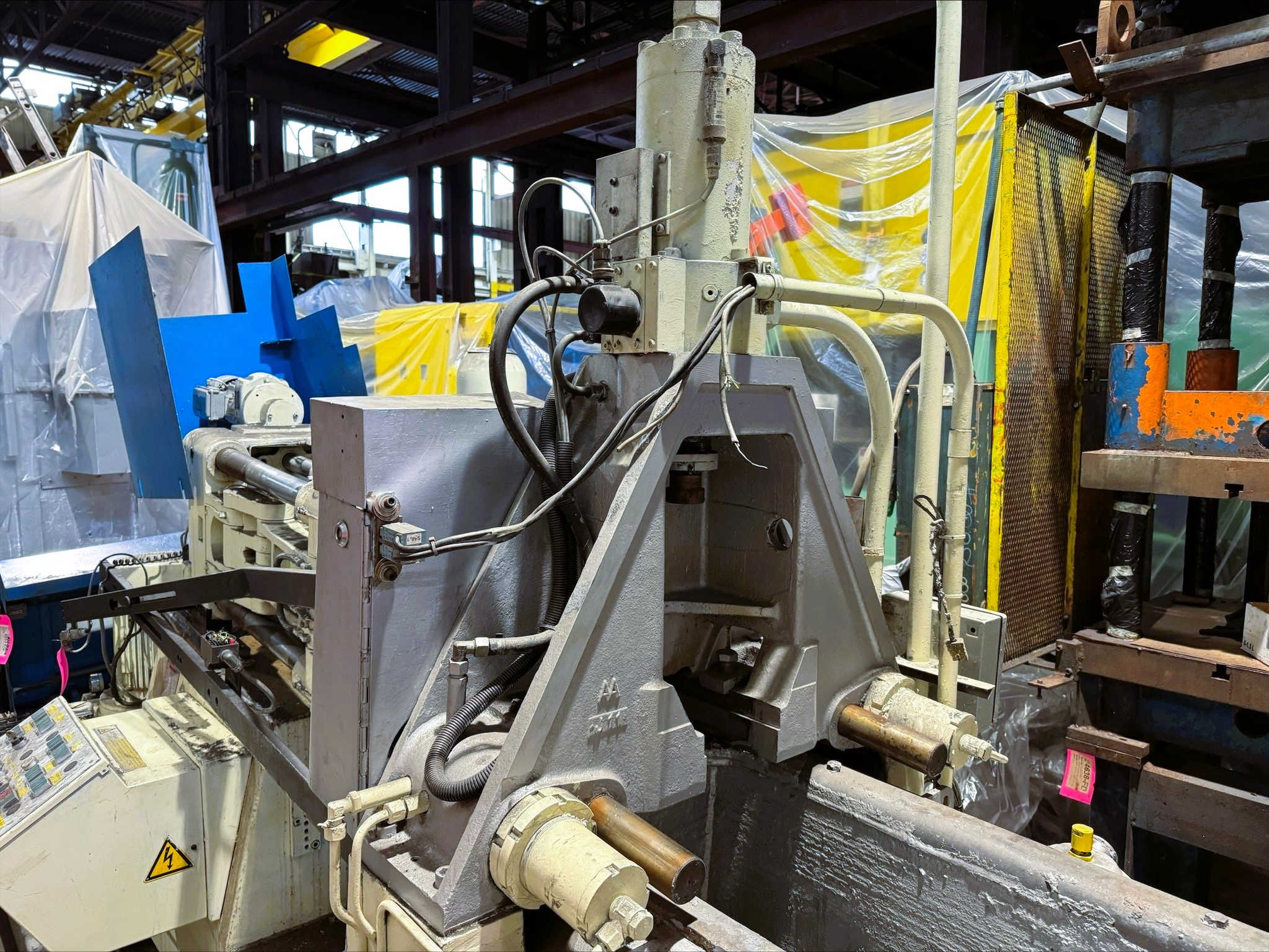 Used Frech DAW 40 Ton Hot Chamber Die Casting Machine