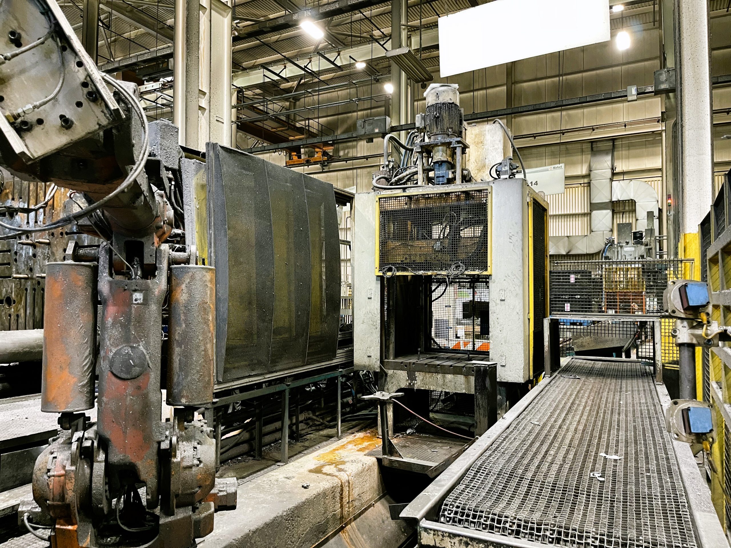 Used Buhler Evolution 180 DL 1800 Metric Ton Cold Chamber Die Casting Machine #4997