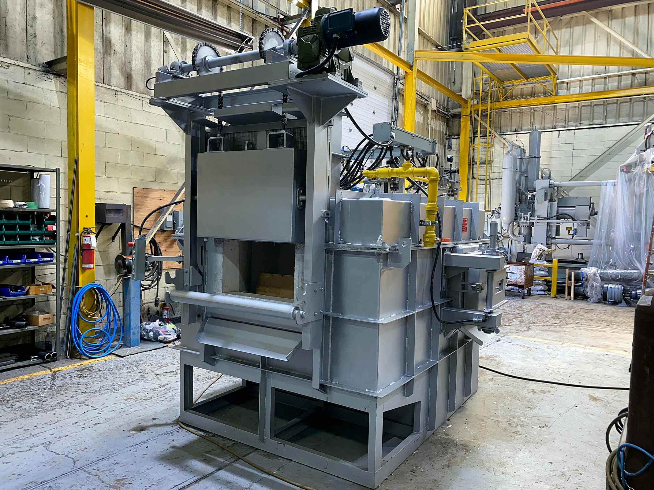 NEW DRY HEARTH 3300 LBS GAS MELTING FURNACE #80945