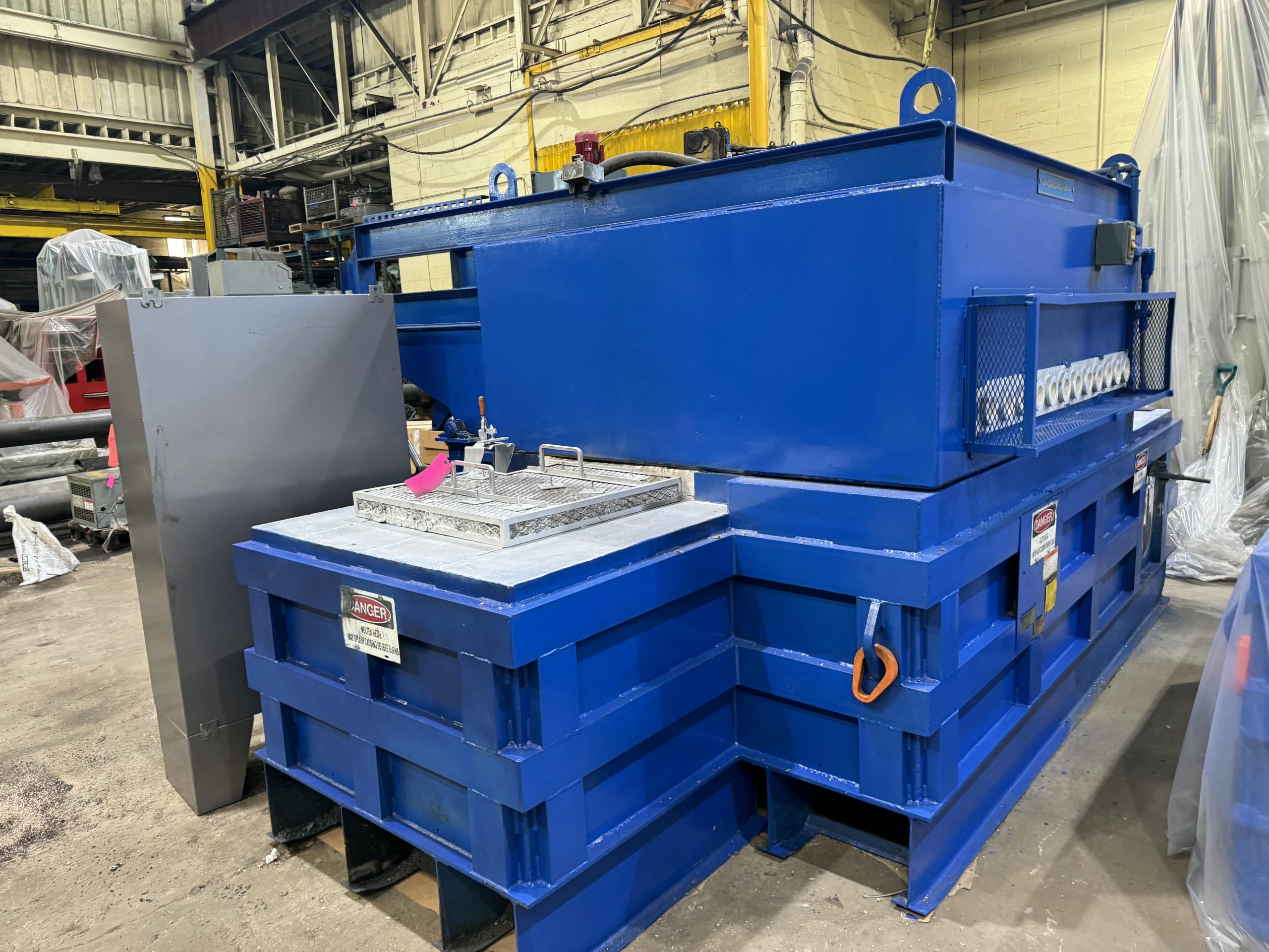 MELTING ALUMINUM FURNACE